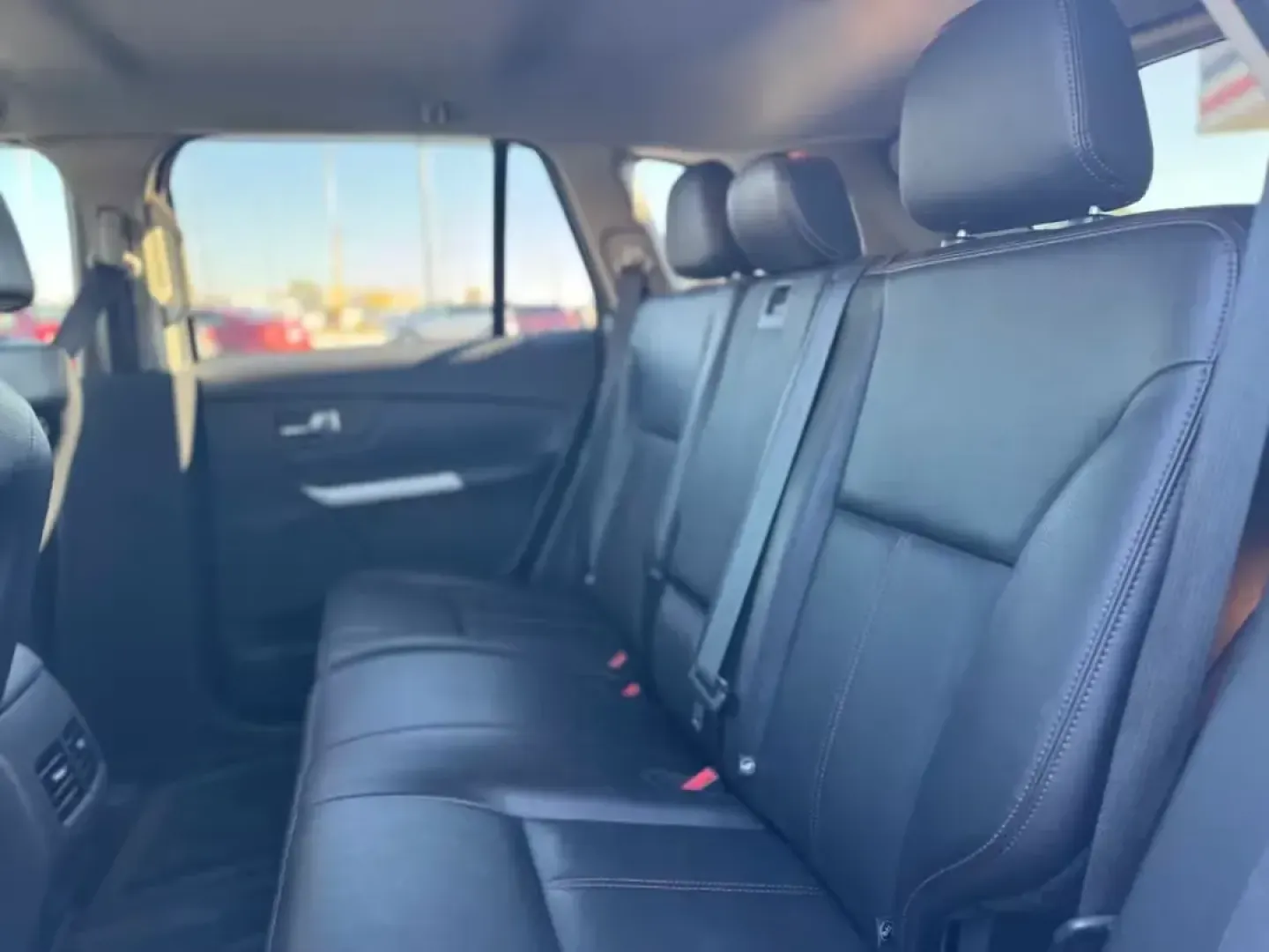 2012 SILVER Ford Edge SEL FWD (2FMDK3JC4CB) with an 3.5L V6 DOHC 24V engine, 6-Speed Automatic transmission, located at 10740 Forest Lane, Dallas, TX, 75243, (972) 272-7300, 32.908588, -96.701813 - Experience the freedom of adventure with this 2012 Ford Edge SEL FWD, a stylish and versatile SUV perfectly designed for today's active lifestyle. Whether you're commuting to work in downtown Dallas, shuttling the kids around the Lake Highlands neighborhoods, or planning an unforgettable weekend get - Photo#7