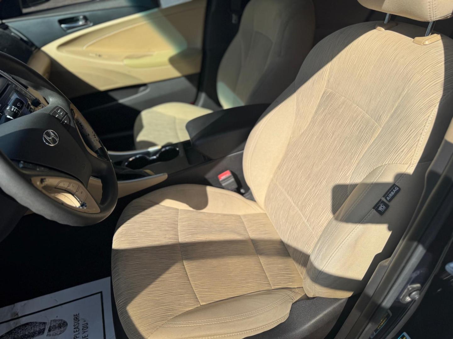 2012 BLUE HYUNDAI SONATA GLS GLS (5NPEB4AC4CH) with an 2.4L L4 DOHC 16V engine, Automatic transmission, located at 10740 Forest Lane, Dallas, TX, 75243, (972) 272-7300, 32.908588, -96.701813 - Photo#5