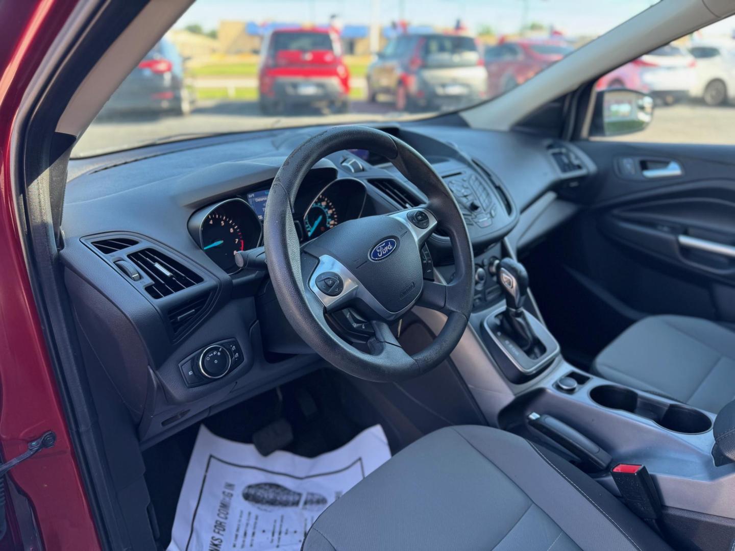 2014 MAROON FORD ESCAPE SE (1FMCU0GX9EU) , located at 10740 Forest Lane, Dallas, TX, 75243, (972) 272-7300, 32.908588, -96.701813 - Photo#9