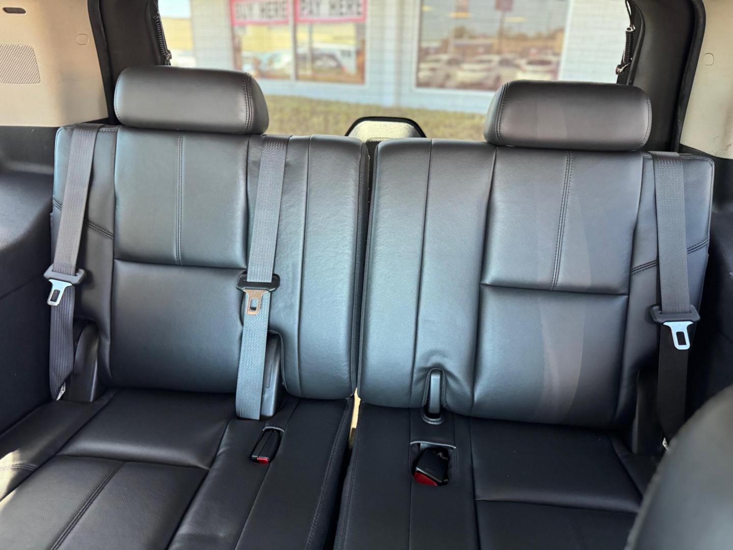 2009 BLACK CHEVROLET TAHOE LT (1GNFC230X9R) , located at 10740 Forest Lane, Dallas, TX, 75243, (972) 272-7300, 32.908588, -96.701813 - Photo#6