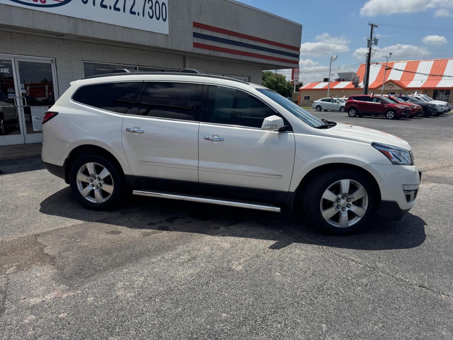 2014 WHITE CHEVROLET TRAVERSE LTZ (1GNKRJKD3EJ) , located at 10740 Forest Lane, Dallas, TX, 75243, (972) 272-7300, 32.908588, -96.701813 - Photo#2