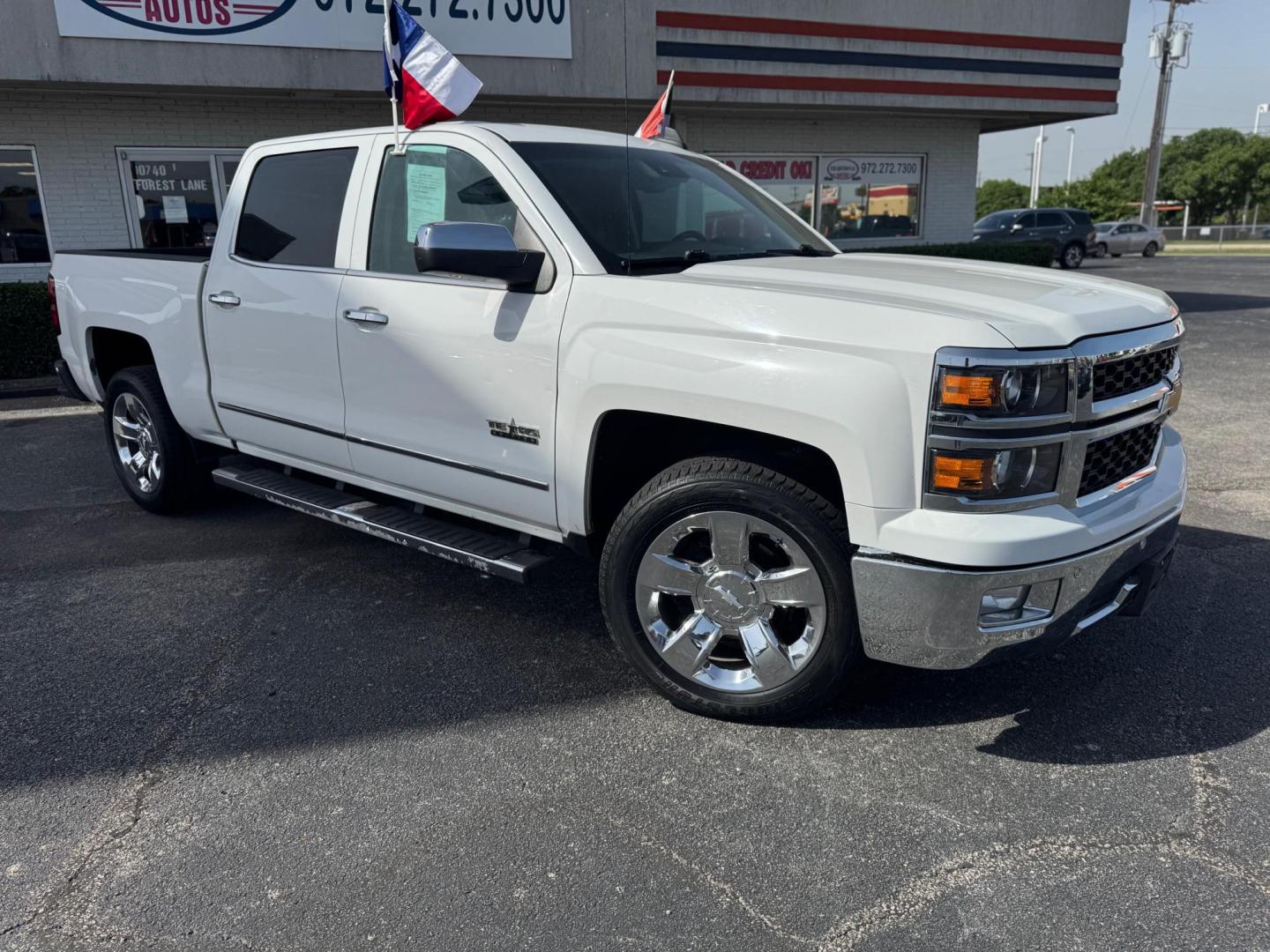 2015 WHITE CHEVROLET SILVERADO LTZ (3GCPCSEC8FG) , located at 10740 Forest Lane, Dallas, TX, 75243, (972) 272-7300, 32.908588, -96.701813 - Photo#1