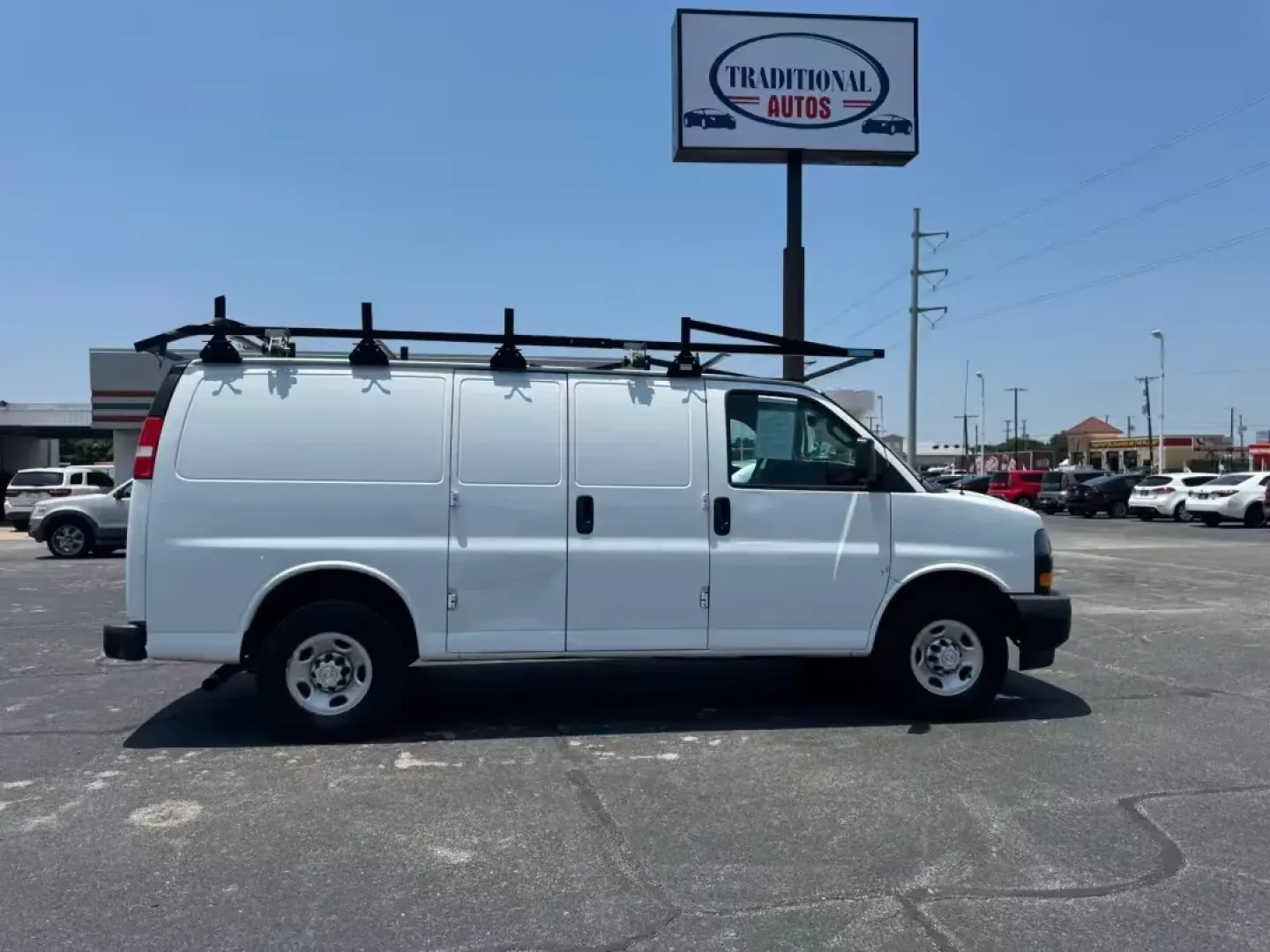 2020 WHITE Chevrolet Express 2500 Cargo (1GCWGAFG7L1) with an 6.0L V8 OHV 16V FFV engine, 6A transmission, located at 10740 Forest Lane, Dallas, TX, 75243, (972) 272-7300, 32.908588, -96.701813 - Are you in the market for a versatile and reliable vehicle that can keep up with your busy lifestyle? Look no further! The 2020 Chevrolet Express 2500 Cargo Van is the perfect solution for entrepreneurs, contractors, and anyone needing a dependable workhorse for daily operations. Whether you're deli - Photo#3