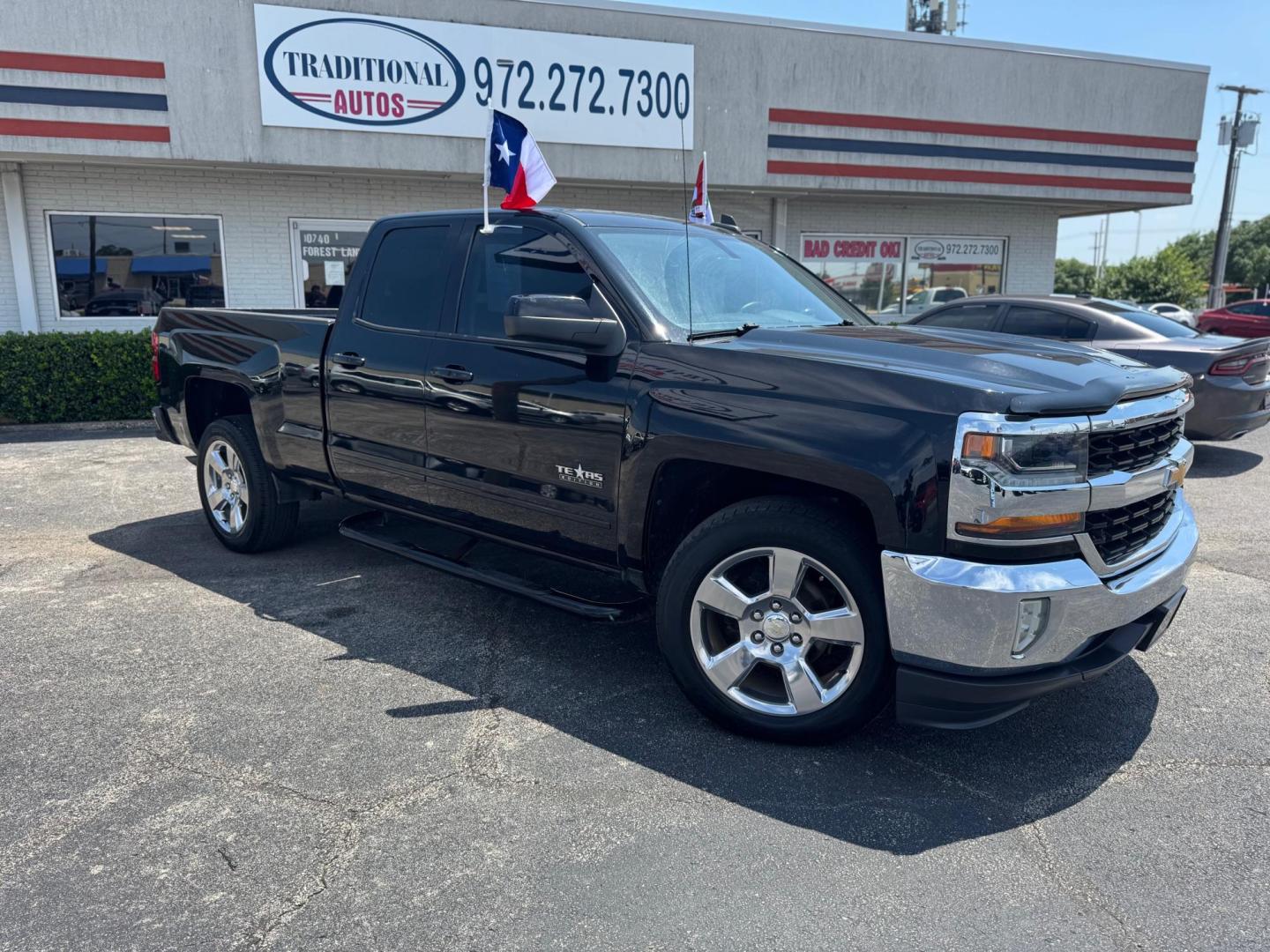 2017 BLACK CHEVROLET SILVERADO LT (1GCRCREC4HZ) , located at 10740 Forest Lane, Dallas, TX, 75243, (972) 272-7300, 32.908588, -96.701813 - Photo#1