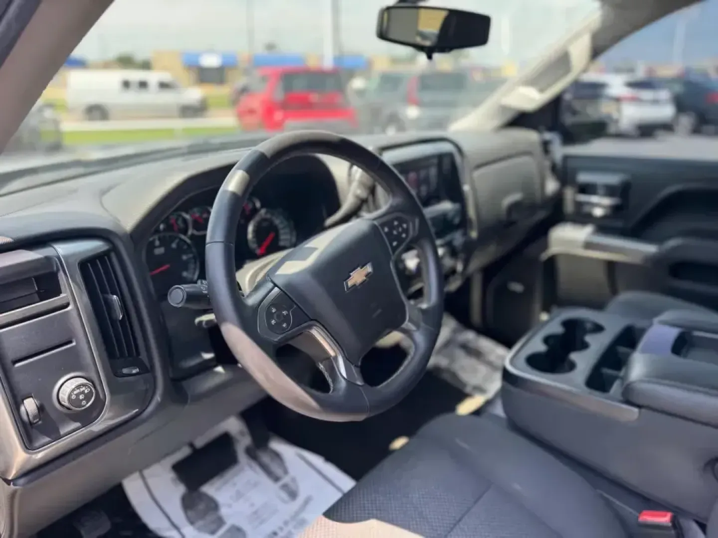 2017 BLACK Chevrolet Silverado 1500 LT Double Cab 2WD (1GCRCREC4HZ) with an 5.3L V8 OHV 16V engine, 6A transmission, located at 10740 Forest Lane, Dallas, TX, 75243, (972) 272-7300, 32.908588, -96.701813 - Looking for a versatile pickup that can handle both your daily commute and weekend adventures? Look no further than this 2017 Chevrolet Silverado 1500 LT Double Cab, available now at Traditional Autos, your trusted pre-owned vehicle dealer in Dallas, TX. This truck strikes the perfect balance betwee - Photo#10