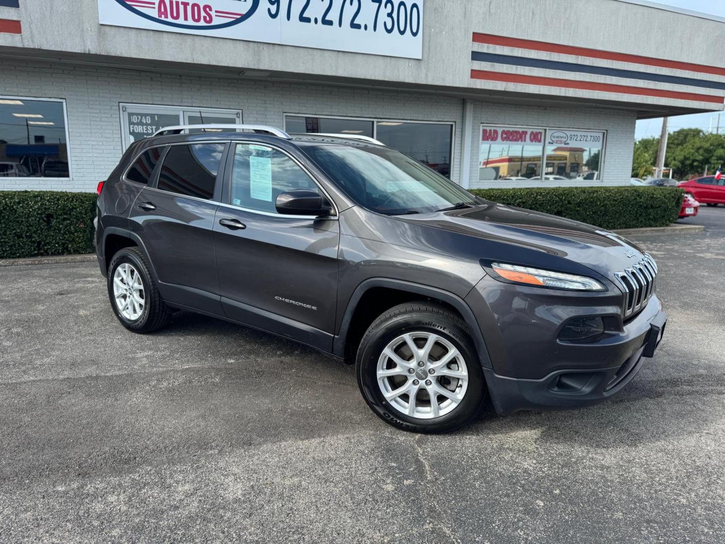 2016 BLACK JEEP CHEROKEE LATITUDE (1C4PJMCS3GW) , located at 10740 Forest Lane, Dallas, TX, 75243, (972) 272-7300, 32.908588, -96.701813 - Photo#1