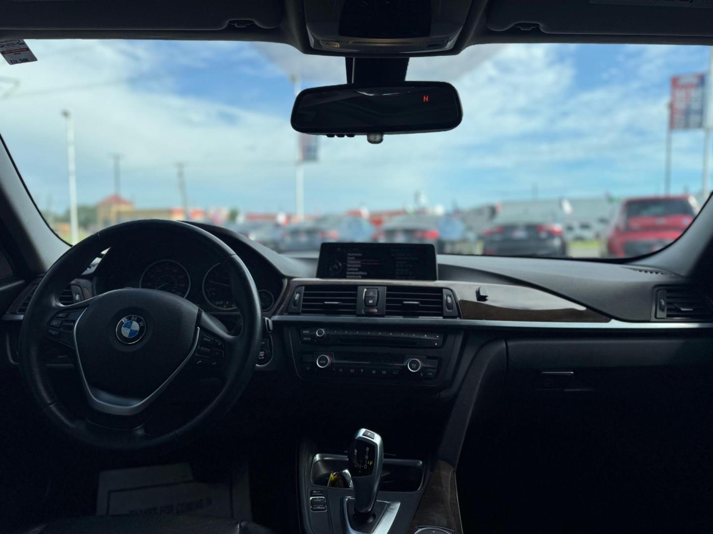 2015 WHITE BMW 3 SERIES 328I (WBA3A5G56FN) , located at 10740 Forest Lane, Dallas, TX, 75243, (972) 272-7300, 32.908588, -96.701813 - Photo#6