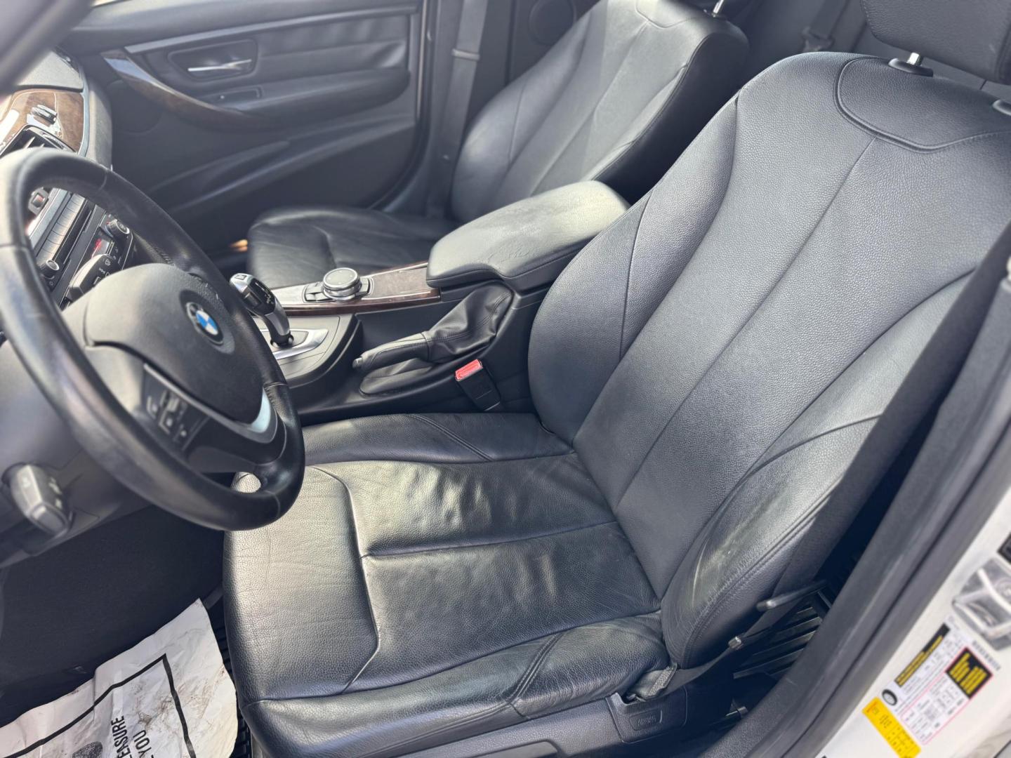 2015 WHITE BMW 3 SERIES 328I (WBA3A5G56FN) , located at 10740 Forest Lane, Dallas, TX, 75243, (972) 272-7300, 32.908588, -96.701813 - Photo#8
