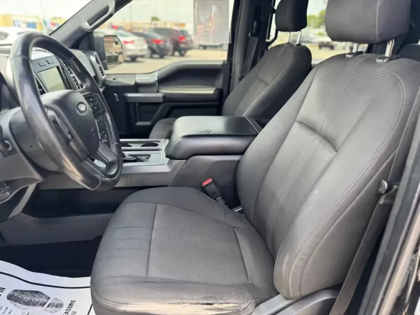 2016 BLACK Ford F-150 XLT SuperCrew 6.5-ft. Bed 4WD (1FTEW1EF2GK) with an 5.0L V8 engine, 6A transmission, located at 10740 Forest Lane, Dallas, TX, 75243, (972) 272-7300, 32.908588, -96.701813 - **Experience the Thrill of Adventure with the 2016 Ford F-150 XLT SuperCrew Your Ultimate Pickup Partner!**<br /> <br /> If you're searching for a robust pickup that seamlessly blends performance with versatility, look no further. The 2016 Ford F-150 XLT SuperCrew is your ticket to a thrilling life - Photo#9