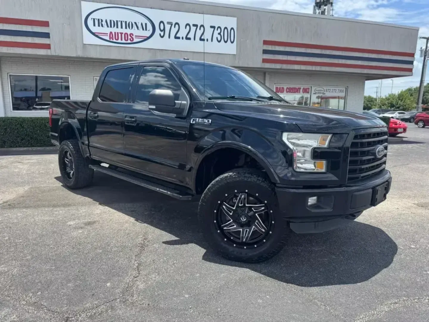 2016 BLACK Ford F-150 XLT SuperCrew 6.5-ft. Bed 4WD (1FTEW1EF2GK) with an 5.0L V8 engine, 6A transmission, located at 10740 Forest Lane, Dallas, TX, 75243, (972) 272-7300, 32.908588, -96.701813 - **Experience the Thrill of Adventure with the 2016 Ford F-150 XLT SuperCrew Your Ultimate Pickup Partner!**<br /> <br /> If you're searching for a robust pickup that seamlessly blends performance with versatility, look no further. The 2016 Ford F-150 XLT SuperCrew is your ticket to a thrilling life - Photo#1