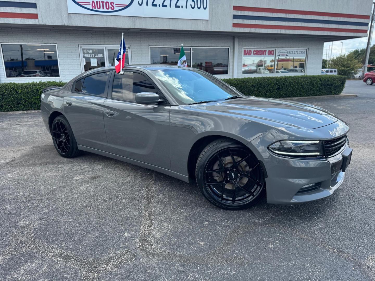 2017 GRAY DODGE CHARGER R/T (2C3CDXCT8HH) , located at 10740 Forest Lane, Dallas, TX, 75243, (972) 272-7300, 32.908588, -96.701813 - Photo#1