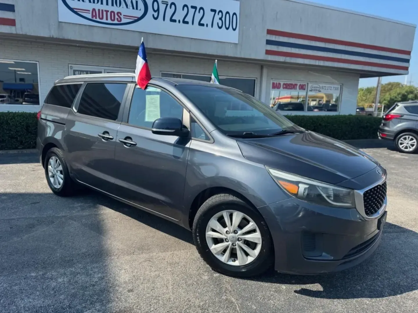 2016 GRAY Kia Sedona LX (KNDMB5C15G6) with an 3.3L V6 DOHC 24V engine, 6-Speed Automatic transmission, located at 10740 Forest Lane, Dallas, TX, 75243, (972) 272-7300, 32.908588, -96.701813 - **Experience Family Adventures with This 2016 Kia Sedona LX** <br /> <br /> If your life revolves around family outings, school runs, and weekend adventures, this stunning 2016 Kia Sedona LX is the perfect companion for your journey. With ample space, advanced safety features, and a comfortable rid - Photo#1