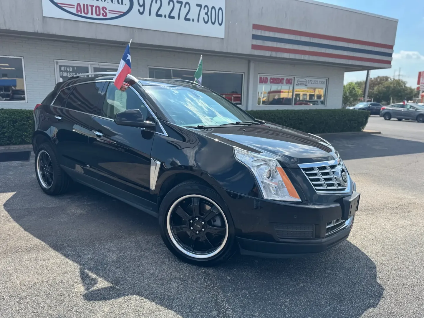 2013 Cadillac SRX Base (3GYFNGE39DS) with an 3.6L V6 DOHC 24V FFV engine, 6-Speed Automatic transmission, located at 10740 Forest Lane, Dallas, TX, 75243, (972) 272-7300, 32.908588, -96.701813 - **Experience Luxurious Comfort and Versatile Performance with the 2013 Cadillac SRX!**<br /> <br /> Are you searching for a stylish and spacious SUV that can elevate your daily commute and weekend getaways? Look no further! The 2013 Cadillac SRX is the perfect blend of luxury and practicality, makin - Photo#1