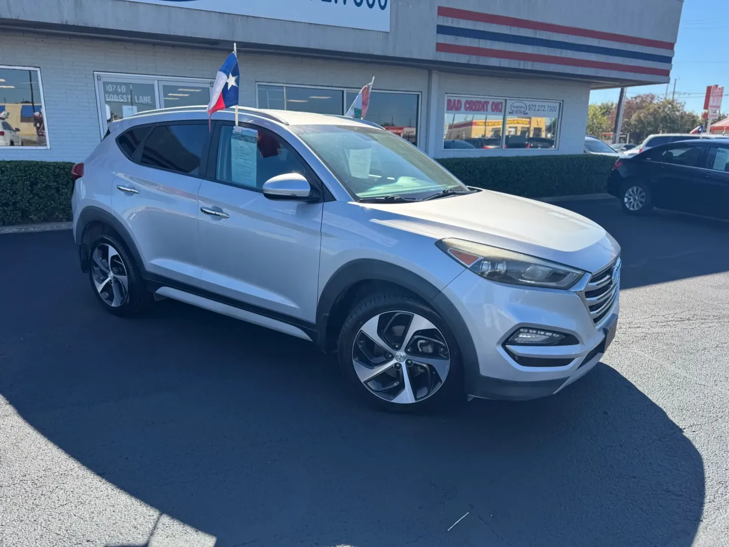 2018 Hyundai Tucson Eco AWD (KM8J3CA25JU) with an 1.6L L4 DOHC 16V engine, 7A transmission, located at 10740 Forest Lane, Dallas, TX, 75243, (972) 272-7300, 32.908588, -96.701813 - **Unleash Adventure with the 2018 Hyundai Tucson Your Ideal SUV for Every Journey!**<br /> <br /> If you're in the market for a versatile and reliable SUV that fits perfectly into an active lifestyle, look no further than the 2018 Hyundai Tucson. This compact yet spacious SUV is designed for famili - Photo#1