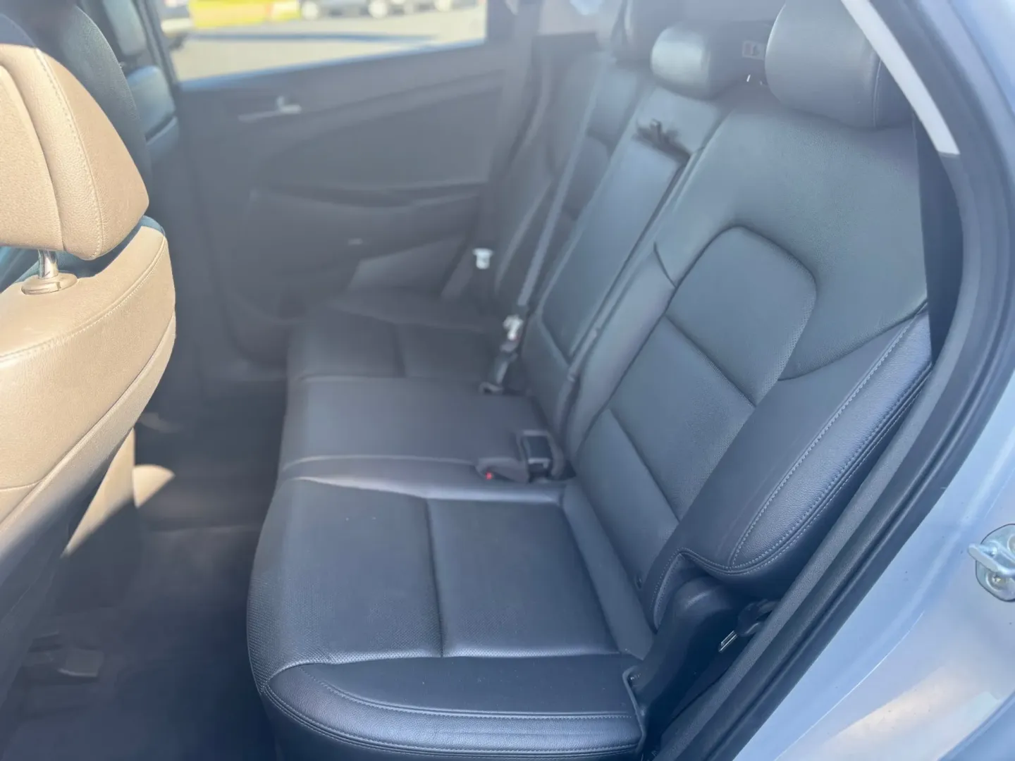 2018 Hyundai Tucson Eco AWD (KM8J3CA25JU) with an 1.6L L4 DOHC 16V engine, 7A transmission, located at 10740 Forest Lane, Dallas, TX, 75243, (972) 272-7300, 32.908588, -96.701813 - **Unleash Adventure with the 2018 Hyundai Tucson Your Ideal SUV for Every Journey!**<br /> <br /> If you're in the market for a versatile and reliable SUV that fits perfectly into an active lifestyle, look no further than the 2018 Hyundai Tucson. This compact yet spacious SUV is designed for famili - Photo#6