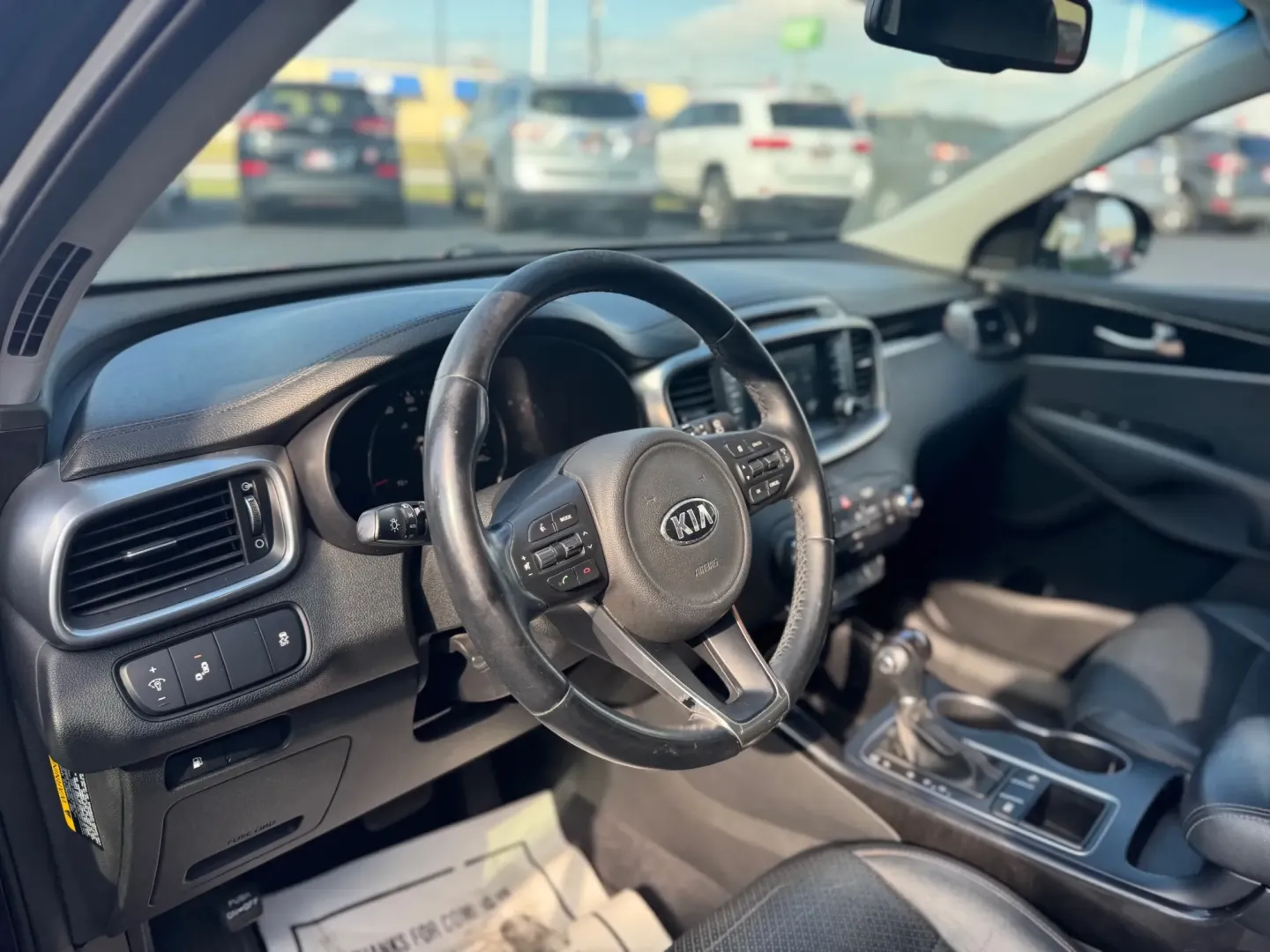 2017 Kia Sorento EX V6 2WD (5XYPH4A58HG) with an 3.3L V6 DOHC 24V engine, 6A transmission, located at 10740 Forest Lane, Dallas, TX, 75243, (972) 272-7300, 32.908588, -96.701813 - Elevate your adventures with this stunning 2017 Kia Sorento, a perfect companion for growing families, weekend road warriors, or anyone looking to thrive on the go! With its spacious interior, advanced safety features, and remarkable performance, this SUV ensures comfort and convenience on every jou - Photo#8