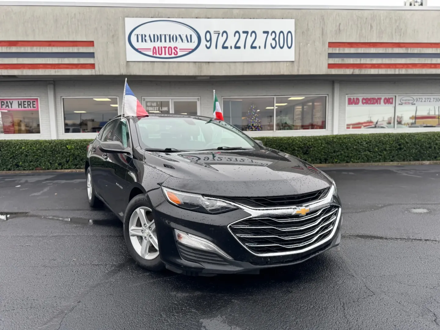 2019 Chevrolet Malibu LS (1G1ZB5ST6KF) with an 1.5L L4 DOHC 16V engine, 6A transmission, located at 10740 Forest Lane, Dallas, TX, 75243, (972) 272-7300, 32.908588, -96.701813 - Looking for a dependable sedan that perfectly blends efficiency with comfort? Meet the 2019 Chevrolet Malibu, your ideal companion for everything from daily commutes to weekend getaways. Whether you're navigating the vibrant streets of Dallas or embarking on a family road trip, this car delivers a s - Photo#0