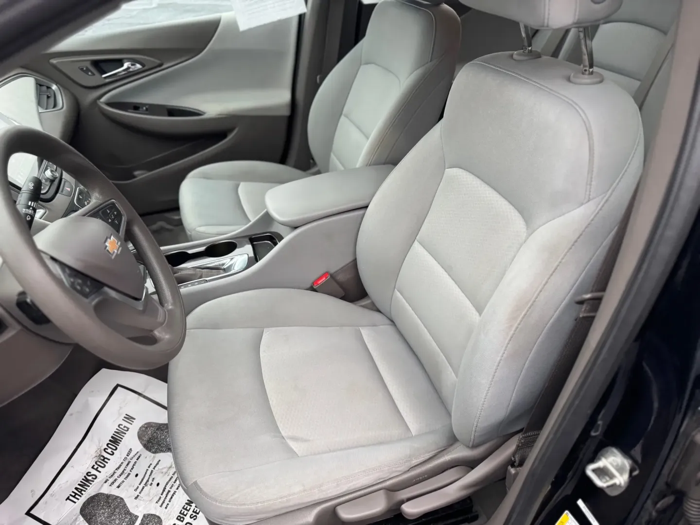 2019 Chevrolet Malibu LS (1G1ZB5ST6KF) with an 1.5L L4 DOHC 16V engine, 6A transmission, located at 10740 Forest Lane, Dallas, TX, 75243, (972) 272-7300, 32.908588, -96.701813 - Looking for a dependable sedan that perfectly blends efficiency with comfort? Meet the 2019 Chevrolet Malibu, your ideal companion for everything from daily commutes to weekend getaways. Whether you're navigating the vibrant streets of Dallas or embarking on a family road trip, this car delivers a s - Photo#8