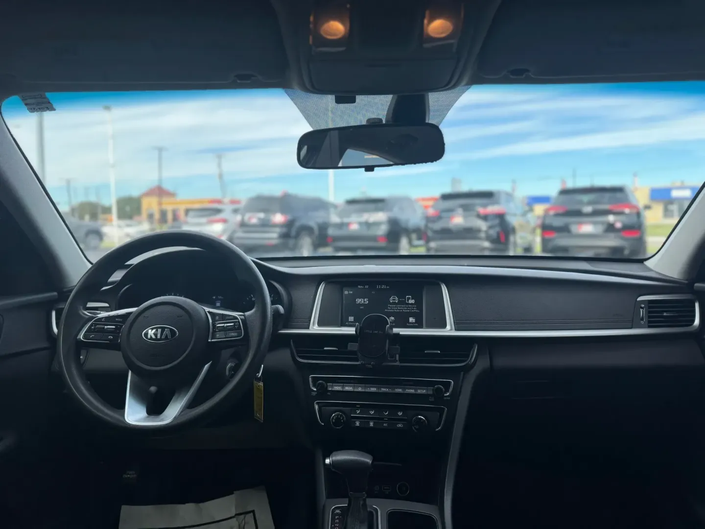 2020 Kia Optima LX (5XXGT4L35LG) with an 2.4L L4 DOHC 16V engine, 6A transmission, located at 10740 Forest Lane, Dallas, TX, 75243, (972) 272-7300, 32.908588, -96.701813 - **Unlock Your Adventure with the 2020 Kia Optima: Your Ideal Daily Driver!**<br /> <br /> Are you ready to elevate your daily commute, family outings, and weekend adventures? Look no further than the 2020 Kia Optima, now available at Traditional Autos! This stunning pre-owned sedan, finished in a pr - Photo#6