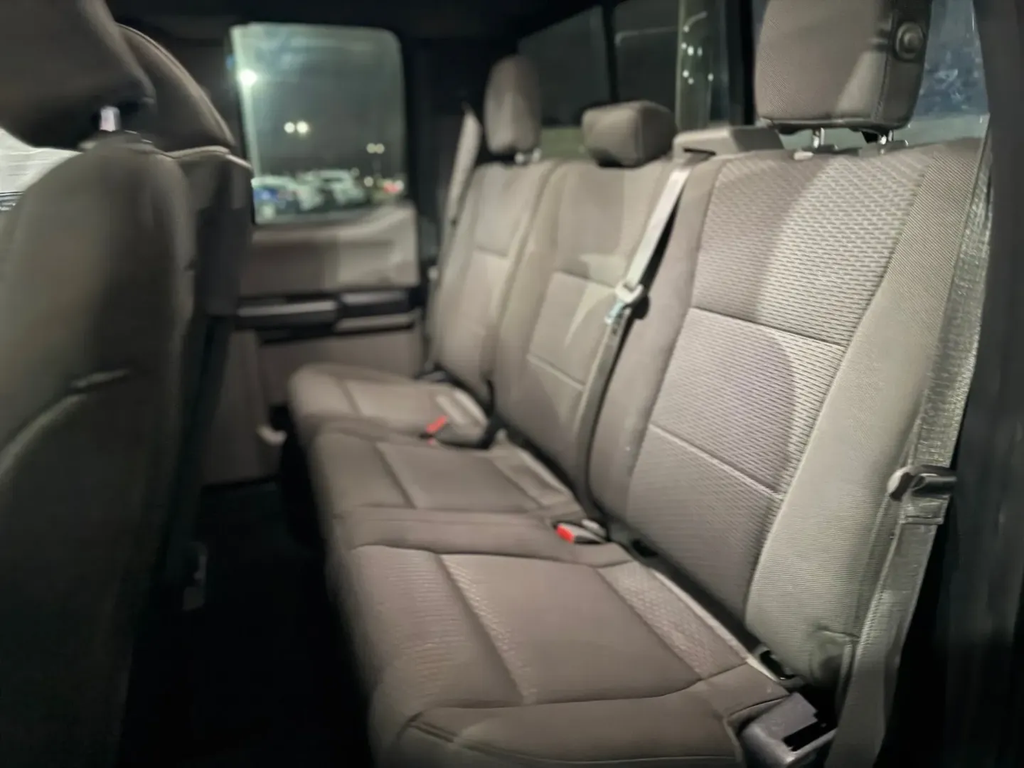 2018 Ford F-150 XL SuperCab 8-ft. 2WD (1FTEX1CG5JK) with an 3.5L V6 DOHC 24V engine, 6A transmission, located at 10740 Forest Lane, Dallas, TX, 75243, (972) 272-7300, 32.908588, -96.701813 - **Unleash Your Adventures with the 2018 Ford F-150 at Traditional Autos!**<br /> <br /> Are you ready to elevate your lifestyle with a vehicle that perfectly balances durability, comfort, and capability? Look no further than the 2018 Ford F-150, available now at Traditional Autos in Dallas, TX. Whet - Photo#7