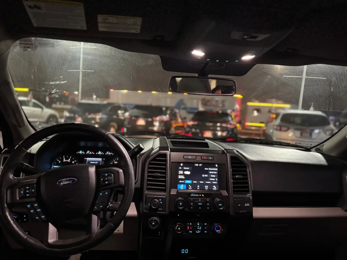 2018 Ford F-150 XL SuperCab 8-ft. 2WD (1FTEX1CG5JK) with an 3.5L V6 DOHC 24V engine, 6A transmission, located at 10740 Forest Lane, Dallas, TX, 75243, (972) 272-7300, 32.908588, -96.701813 - **Unleash Your Adventures with the 2018 Ford F-150 at Traditional Autos!**<br /> <br /> Are you ready to elevate your lifestyle with a vehicle that perfectly balances durability, comfort, and capability? Look no further than the 2018 Ford F-150, available now at Traditional Autos in Dallas, TX. Whet - Photo#8