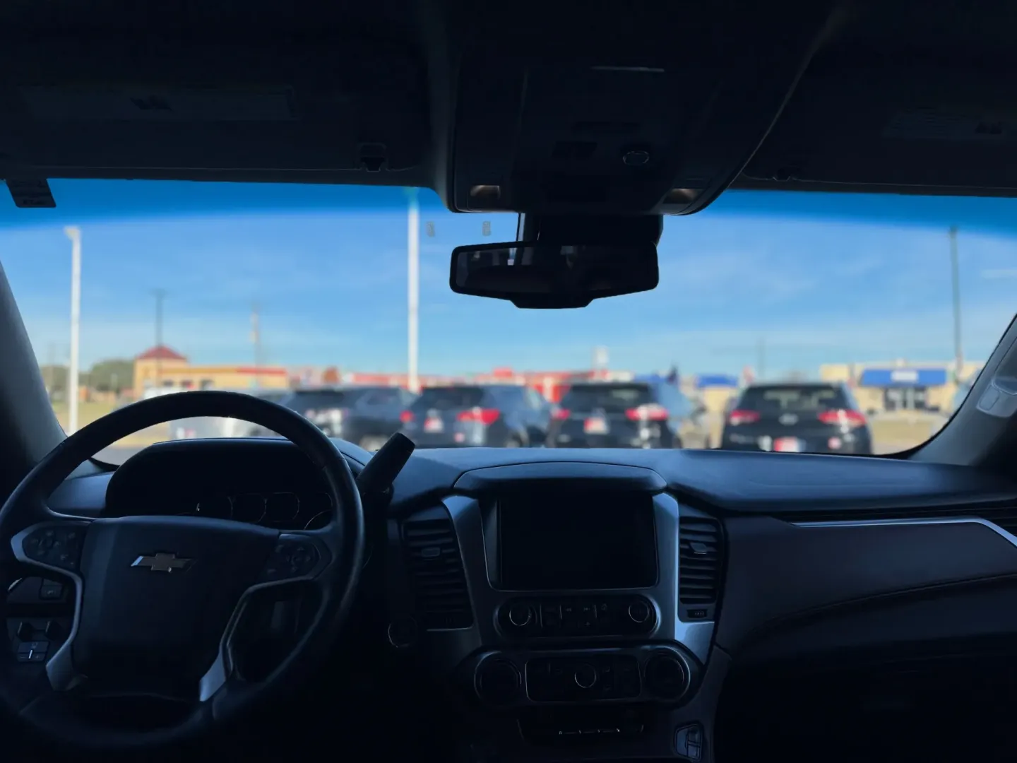 2015 Chevrolet Tahoe LTZ 4WD (1GNSKCKC4FR) with an 5.3L V8 OHV 16V engine, 6-Speed Automatic transmission, located at 10740 Forest Lane, Dallas, TX, 75243, (972) 272-7300, 32.908588, -96.701813 - **Unlock Adventure with the 2015 Chevrolet Tahoe Perfect for Family Road Trips!**<br /> <br /> Are you ready for your next family adventure? The 2015 Chevrolet Tahoe is the ultimate SUV designed to accommodate your loved ones while providing the space and features necessary for both everyday commut - Photo#7