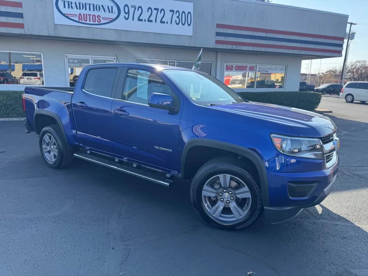 2016 Chevrolet Colorado LT Crew Cab 2WD Long Box (1GCGSCE31G1) with an 3.6L V6 DOHC 24V GAS engine, 6A transmission, located at 10740 Forest Lane, Dallas, TX, 75243, (972) 272-7300, 32.908588, -96.701813 - **Unleash Adventure with the 2016 Chevrolet Colorado at Traditional Autos!**<br /> <br /> Are you ready to elevate your lifestyle with a reliable and robust vehicle? The 2016 Chevrolet Colorado is your ticket to weekend adventures, daily commutes, and everything in between. This crew cab pickup, wit - Photo#1