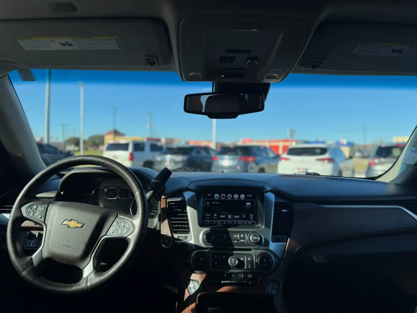 2016 Chevrolet Suburban LTZ 2WD (1GNSCJKC0GR) with an 5.3L V8 OHV 16V engine, 6A transmission, located at 10740 Forest Lane, Dallas, TX, 75243, (972) 272-7300, 32.908588, -96.701813 - Embrace the open road and elevate your weekend adventures with the incredible 2016 Chevrolet Suburban, available now at Traditional Autos in Dallas, TX. Whether you're planning a family road trip, running errands around city neighborhoods, or navigating the bustling highways of North Texas, this spa - Photo#7