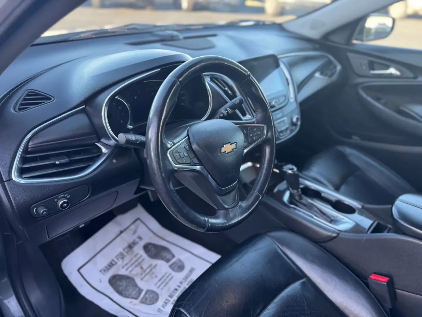 2017 Chevrolet Malibu Premier (1G1ZH5SX3HF) with an 2.0L L4 DOHC 16V engine, 6A transmission, located at 10740 Forest Lane, Dallas, TX, 75243, (972) 272-7300, 32.908588, -96.701813 - Looking for a dependable sedan that's perfect for city driving and weekend escapes? Look no further than this striking 2017 Chevrolet Malibu, available at Traditional Autos in Dallas, TX. Whether you're commuting to work, shuttling your family around, or heading out on an adventure, this vehicle sea - Photo#6