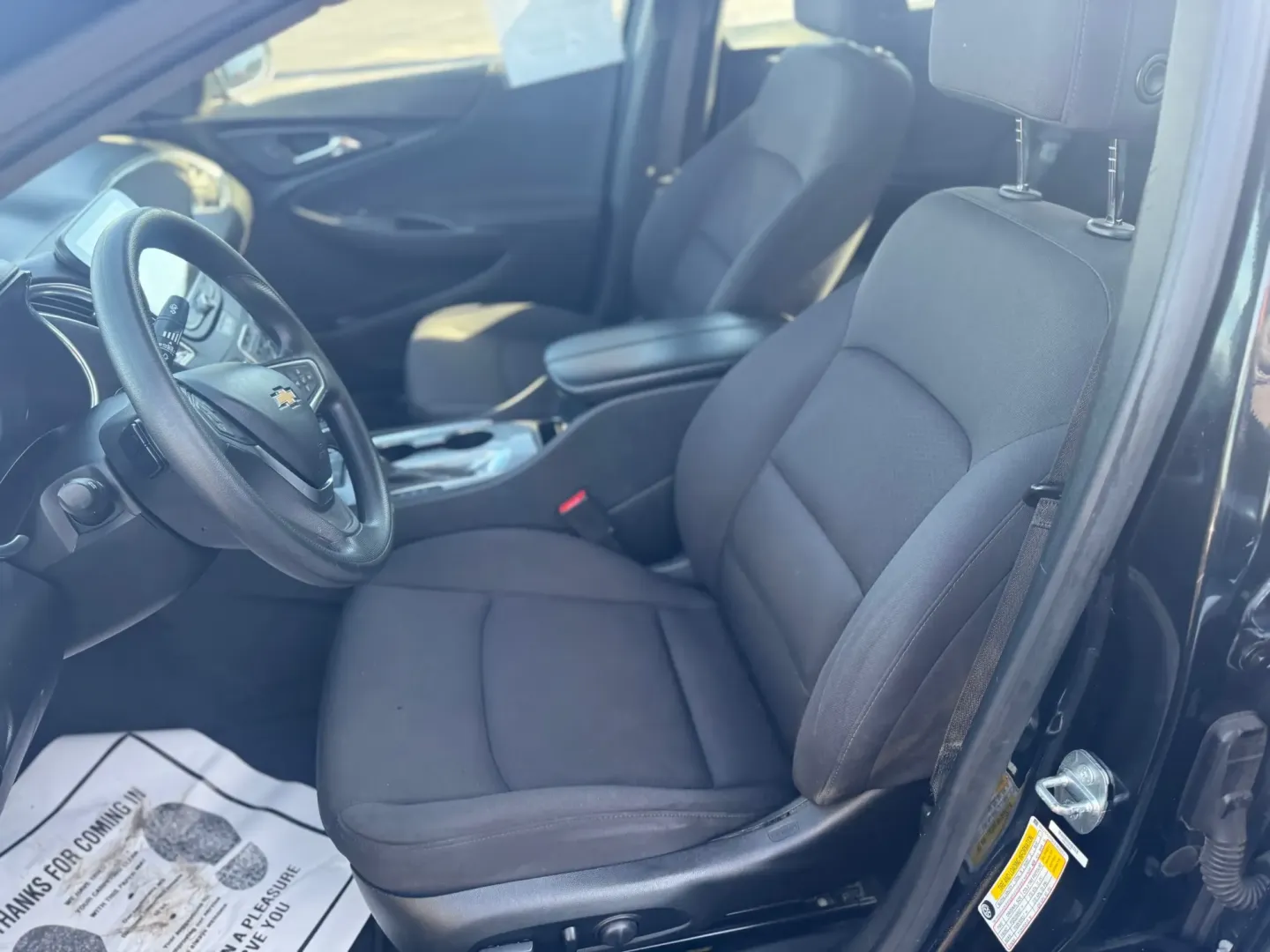 2020 Chevrolet Malibu LT (1G1ZD5ST0LF) with an 1.5L L4 DOHC 16V engine, 6A transmission, located at 10740 Forest Lane, Dallas, TX, 75243, (972) 272-7300, 32.908588, -96.701813 - Are you ready to elevate your daily commute or weekend adventures? Look no further than this stunning 2020 Chevrolet Malibu, a versatile sedan that effortlessly balances style, comfort, and practicality. With an impressive blend of modern technology and outstanding safety features, this vehicle is p - Photo#8