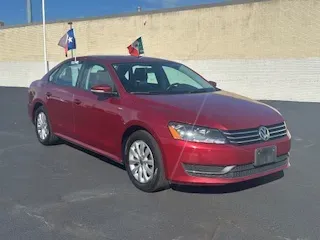 photo of 2015 Volkswagen Passat Wolfsburg Edition 6A