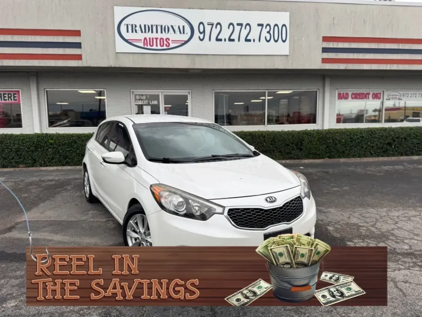 2015 WHITE Kia Forte 5-Door EX (KNAFX5A80F5) with an 2.0L L4 DOHC 16V engine, 6-Speed Automatic transmission, located at 10740 Forest Lane, Dallas, TX, 75243, (972) 272-7300, 32.908588, -96.701813 - Are you in the market for a reliable and affordable vehicle that can handle your daily commutes and weekend adventures alike? Look no further than this stunning 2015 Kia Forte 5-Door EX, available now at Traditional Autos in Dallas, TX. Perfect for growing families or budget-conscious buyers, this h - Photo#0