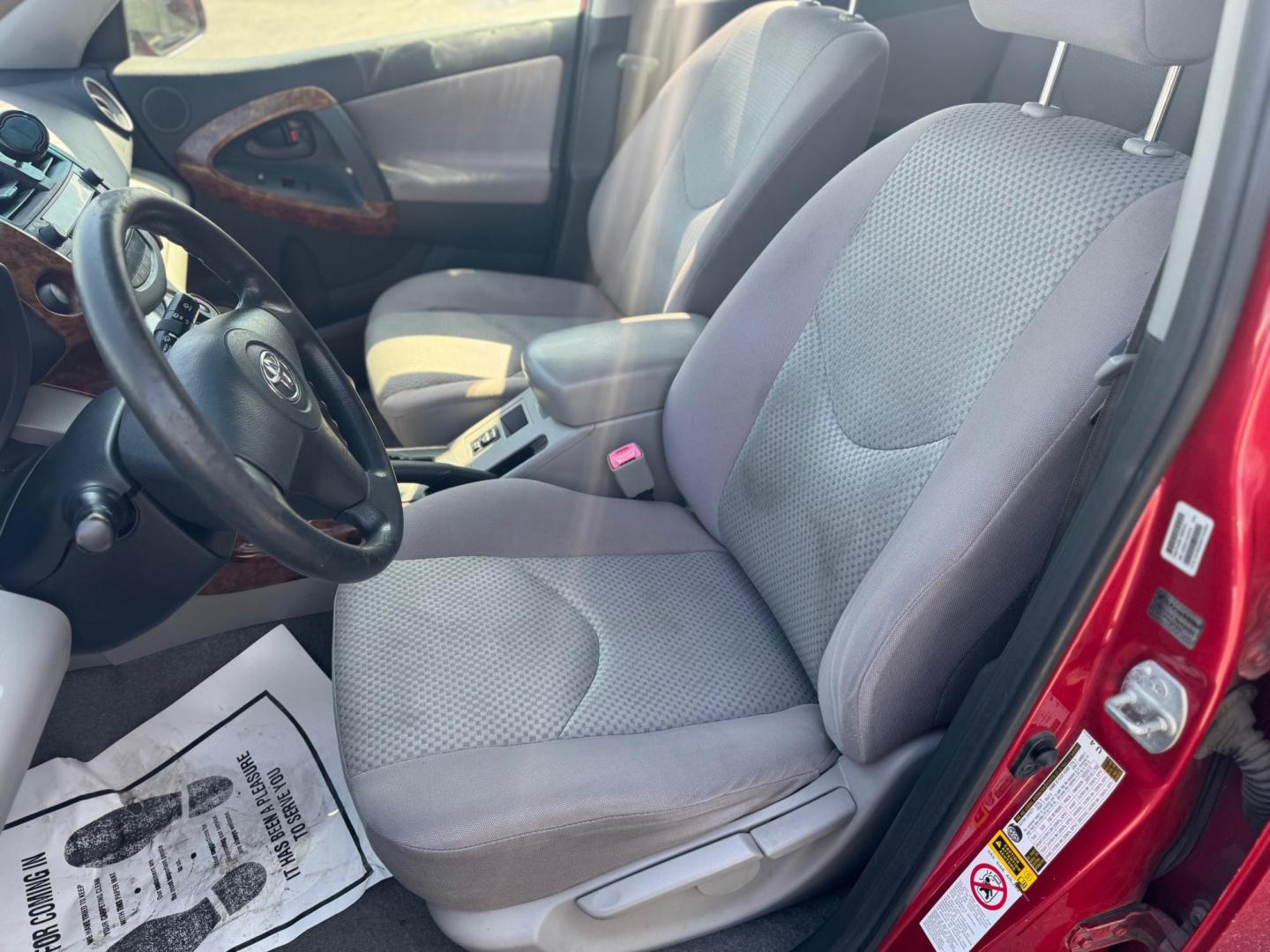 2007 RED TOYOTA RAV4 BASE Base I4 2WD (JTMZD33VX75) with an 2.4L L4 DOHC 16V engine, 4-Speed Automatic transmission, located at 10740 Forest Lane, Dallas, TX, 75243, (972) 272-7300, 32.908588, -96.701813 - Photo#7