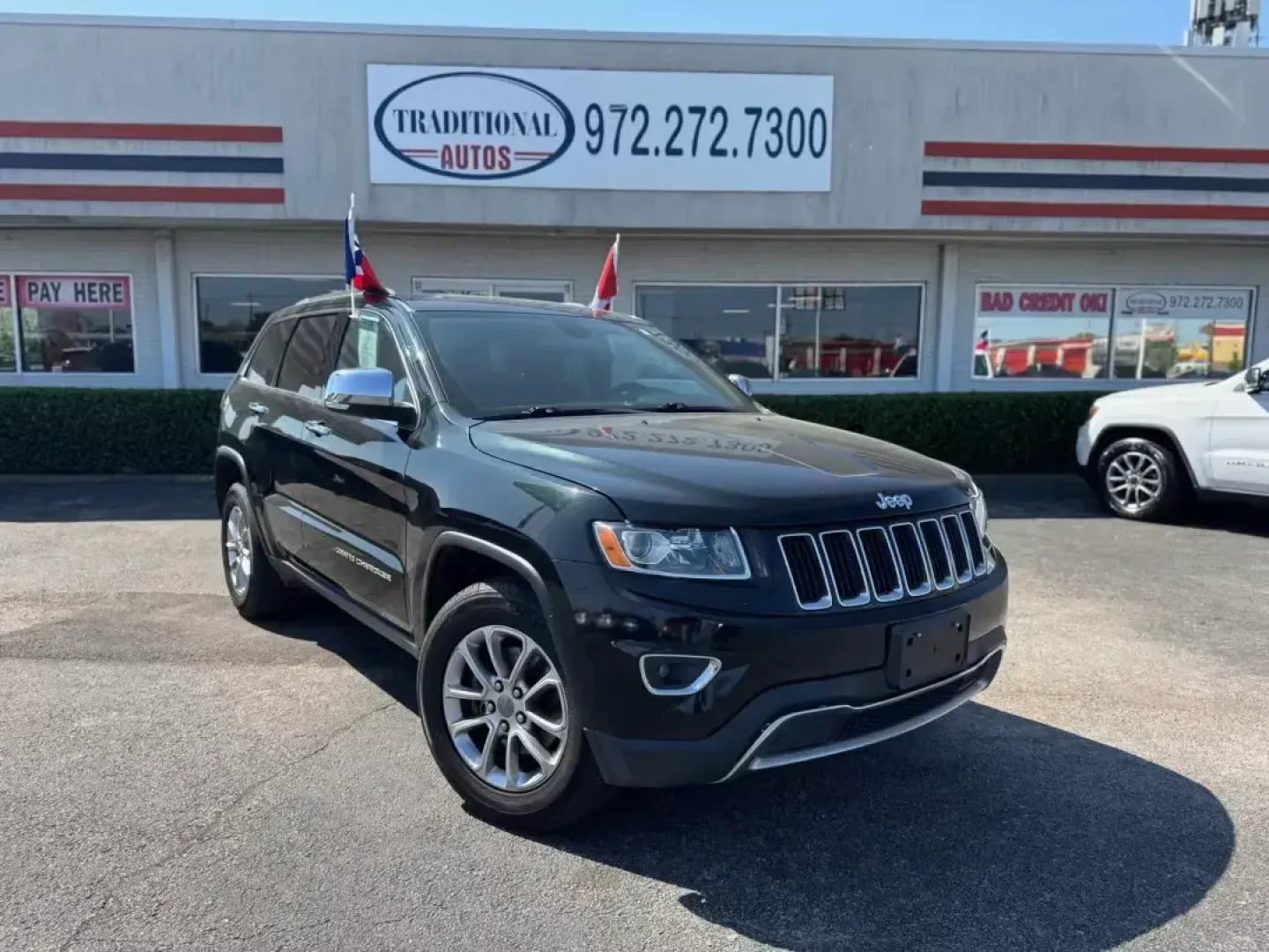 2014 BLACK Jeep Grand Cherokee Limited 2WD (1C4RJEBGXEC) with an 3.6L V6 DOHC 24V engine, 5-Speed Automatic transmission, located at 10740 Forest Lane, Dallas, TX, 75243, (972) 272-7300, 32.908588, -96.701813 - Are you ready to elevate your adventures? This 2014 Jeep Grand Cherokee Limited 2WD is the perfect blend of style and performance, making it an ideal companion for weekend getaways or daily commutes. Whether you're headed to the vibrant streets of Dallas or exploring nearby attractions like White Ro - Photo#1