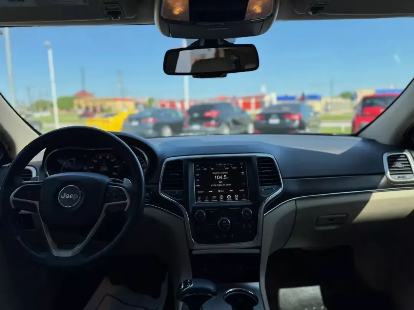 2014 WHITE Jeep Grand Cherokee Limited 2WD (1C4RJEBM5EC) with an 3.0L V6 DOHC 24V DIESEL engine, 5-Speed Automatic transmission, located at 10740 Forest Lane, Dallas, TX, 75243, (972) 272-7300, 32.908588, -96.701813 - **Adventure Awaits with This 2014 Jeep Grand Cherokee Limited!**<br /> <br /> Are you ready to elevate your weekend adventures or enhance your daily commute? Look no further! At Traditional Autos in Dallas, TX, we present the 2014 Jeep Grand Cherokee Limited a vehicle that seamlessly blends rugged - Photo#6