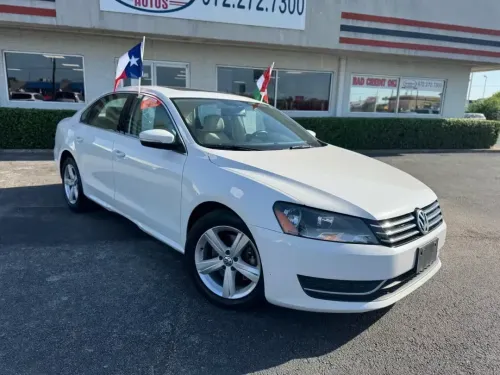 2013 VOLKSWAGEN PASSAT SE 