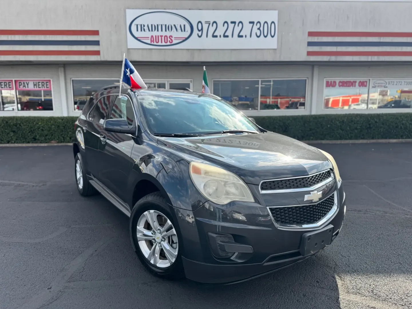 2013 Chevrolet Equinox 1LT 2WD (2GNFLDE30D6) with an 3.6L V6 DOHC 24V engine, 6-Speed Automatic transmission, located at 10740 Forest Lane, Dallas, TX, 75243, (972) 272-7300, 32.908588, -96.701813 - ### Unleash Your Adventurous Spirit with the 2013 Chevrolet Equinox at Traditional Autos!<br /> <br /> Are you ready to elevate your weekend adventures or daily commutes? Look no further than the versatile 2013 Chevrolet Equinox, now available at **Traditional Autos**, your trusted pre-owned dealers - Photo#0