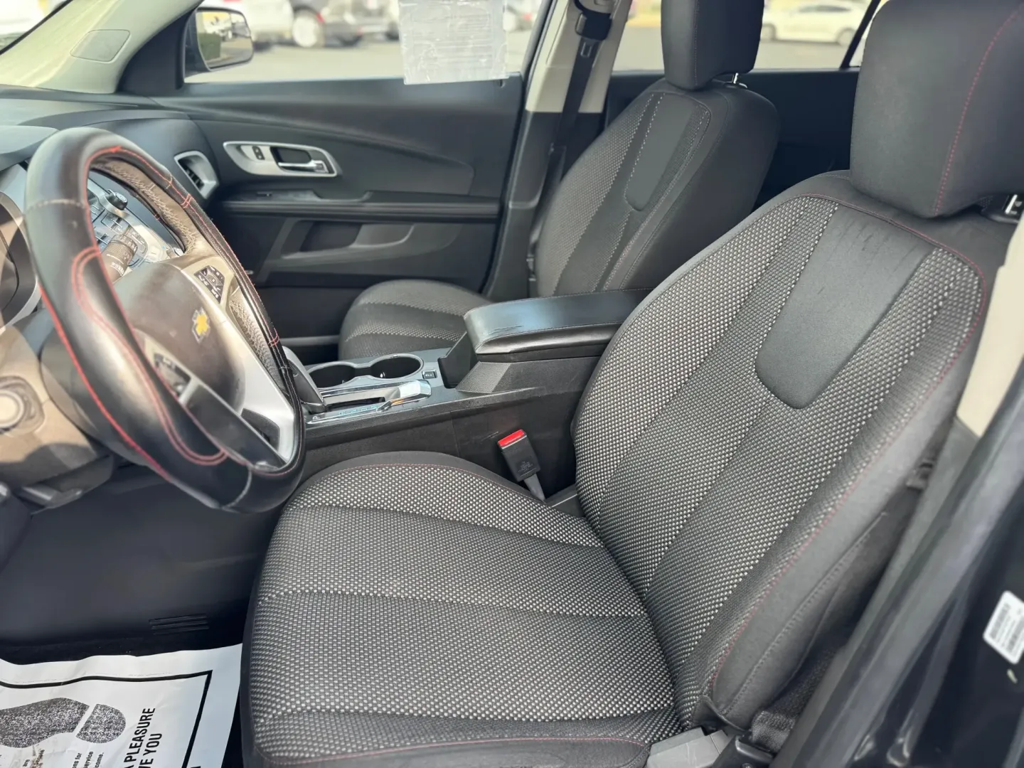 2013 Chevrolet Equinox 1LT 2WD (2GNFLDE30D6) with an 3.6L V6 DOHC 24V engine, 6-Speed Automatic transmission, located at 10740 Forest Lane, Dallas, TX, 75243, (972) 272-7300, 32.908588, -96.701813 - ### Unleash Your Adventurous Spirit with the 2013 Chevrolet Equinox at Traditional Autos!<br /> <br /> Are you ready to elevate your weekend adventures or daily commutes? Look no further than the versatile 2013 Chevrolet Equinox, now available at **Traditional Autos**, your trusted pre-owned dealers - Photo#7