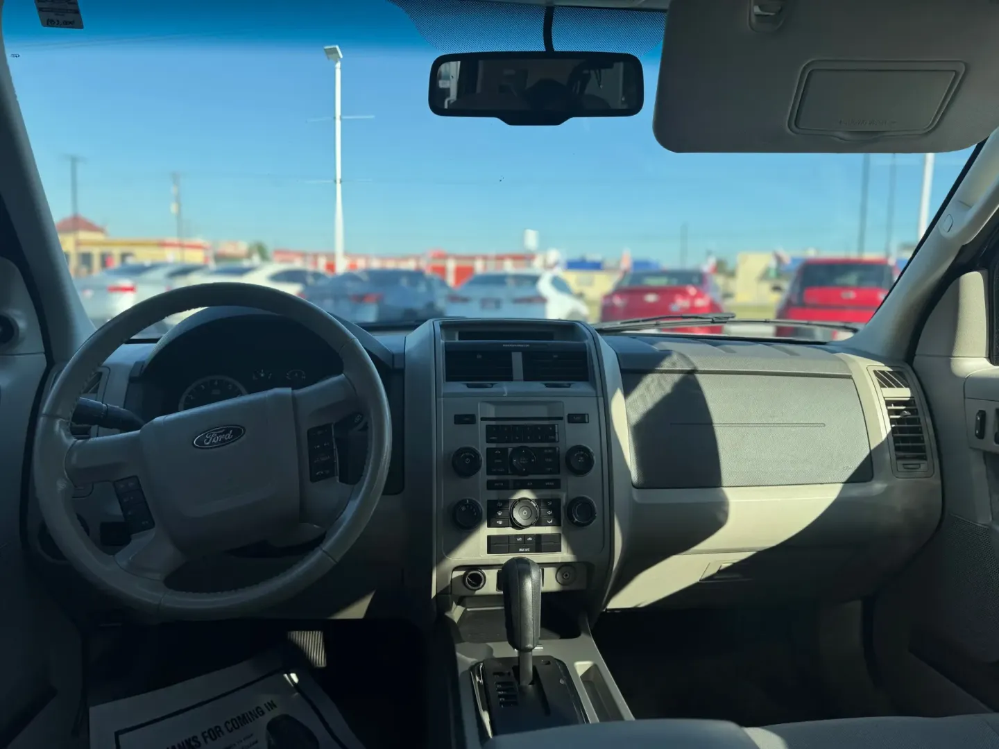 2010 Ford Escape XLT FWD (1FMCU0D79AK) with an 2.5L L4 DOHC 16V engine, 6-Speed Automatic transmission, located at 10740 Forest Lane, Dallas, TX, 75243, (972) 272-7300, 32.908588, -96.701813 - **Explore Your Next Adventure with the 2010 Ford Escape SUV at Traditional Autos!**<br /> <br /> Are you seeking a reliable and spacious vehicle perfect for your family outings, weekend adventures, or daily commutes through the bustling streets of Dallas? Look no further! This 2010 Ford Escape SUV, - Photo#5