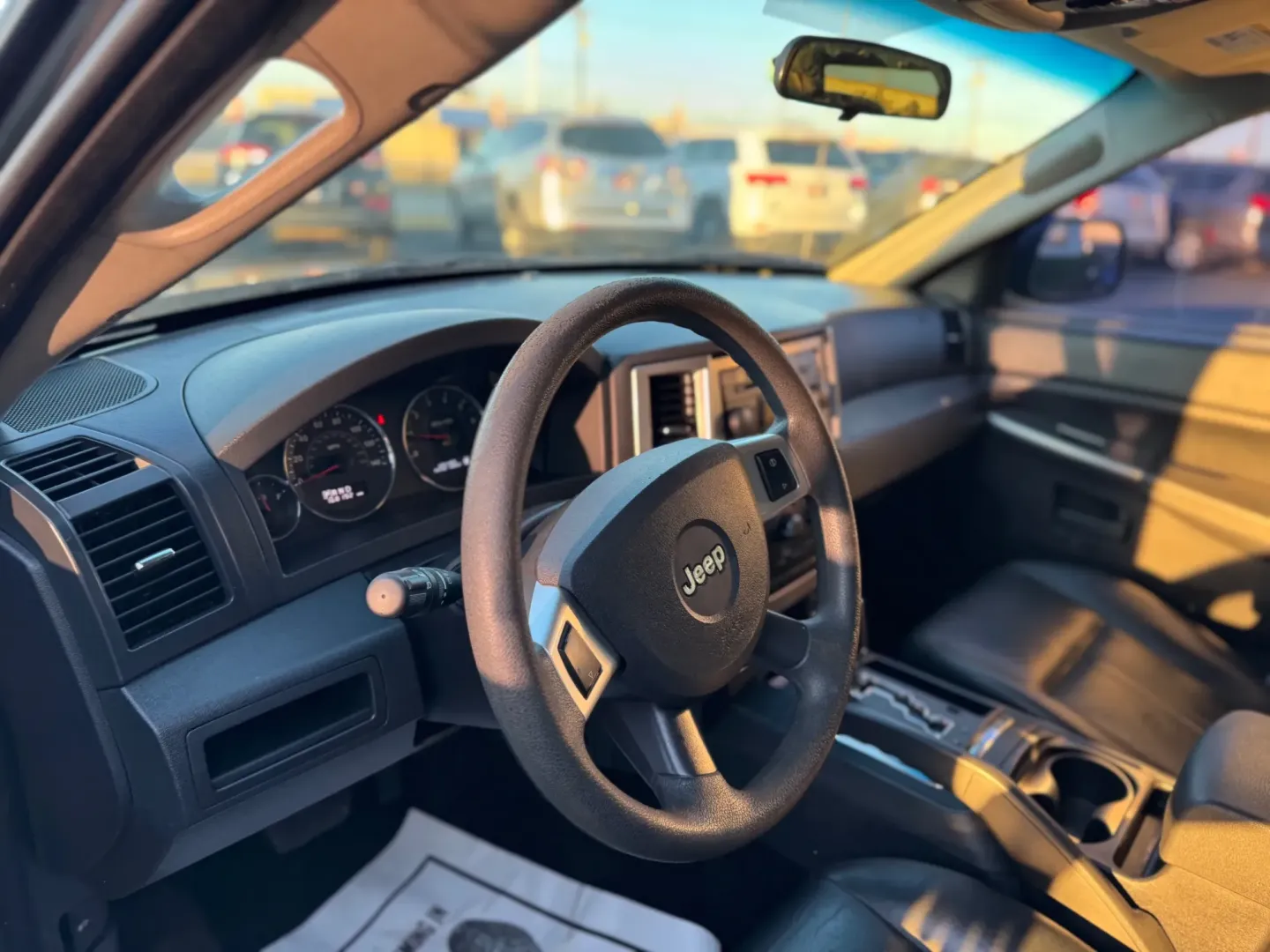 2008 Jeep Grand Cherokee Laredo 2WD (1J8GS48K78C) with an 3.7L V6 SOHC 12V engine, 5-Speed Automatic Overdrive transmission, located at 10740 Forest Lane, Dallas, TX, 75243, (972) 272-7300, 32.908588, -96.701813 - Are you ready to elevate your outdoor adventures? Look no further than this stunning **2008 Jeep Grand Cherokee** available at **Traditional Autos**, your trusted source for quality used vehicles in Dallas, TX. Perfectly suited for those who crave the thrill of weekend getaways or the daily commute - Photo#6