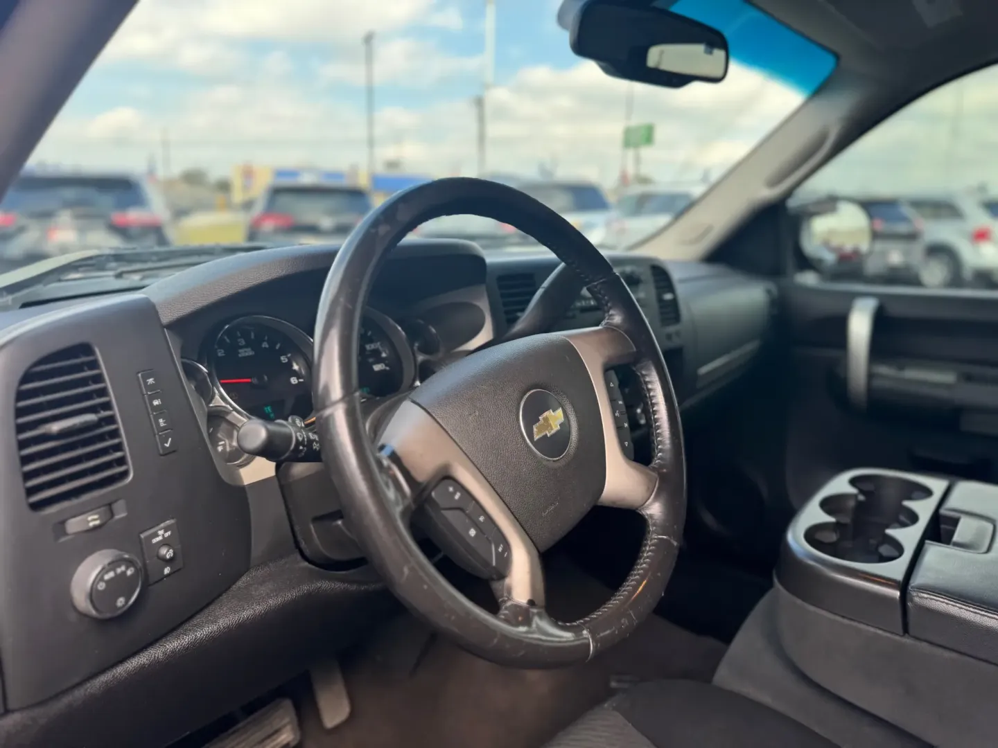 2008 Chevrolet Silverado 1500 LS Crew Cab 2WD (3GCEC13J38G) with an 5.3L V8 OHV 16V engine, 4-Speed Automatic Overdrive transmission, located at 10740 Forest Lane, Dallas, TX, 75243, (972) 272-7300, 32.908588, -96.701813 - **Discover Adventure with the 2008 Chevrolet Silverado 1500 Your Ultimate Pickup Truck!**<br /> <br /> Are you looking for a versatile vehicle that can handle both your daily commute and weekend adventures? Look no further than the 2008 Chevrolet Silverado 1500, available now at Traditional Autos i - Photo#6