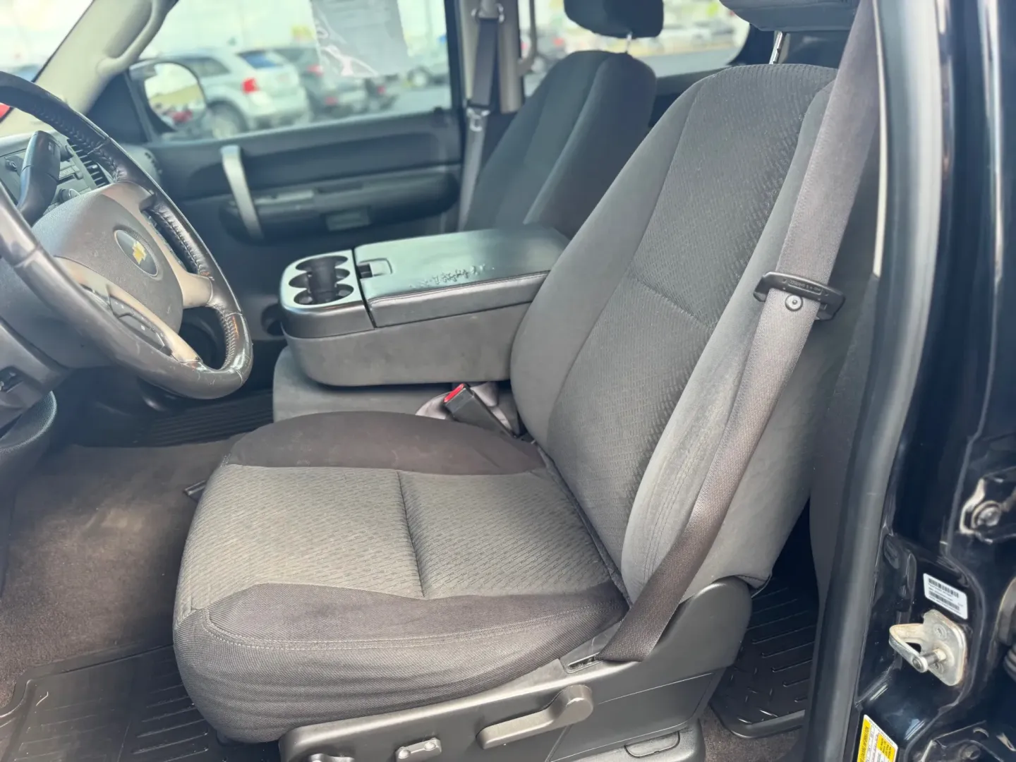 2008 Chevrolet Silverado 1500 LS Crew Cab 2WD (3GCEC13J38G) with an 5.3L V8 OHV 16V engine, 4-Speed Automatic Overdrive transmission, located at 10740 Forest Lane, Dallas, TX, 75243, (972) 272-7300, 32.908588, -96.701813 - **Discover Adventure with the 2008 Chevrolet Silverado 1500 Your Ultimate Pickup Truck!**<br /> <br /> Are you looking for a versatile vehicle that can handle both your daily commute and weekend adventures? Look no further than the 2008 Chevrolet Silverado 1500, available now at Traditional Autos i - Photo#7