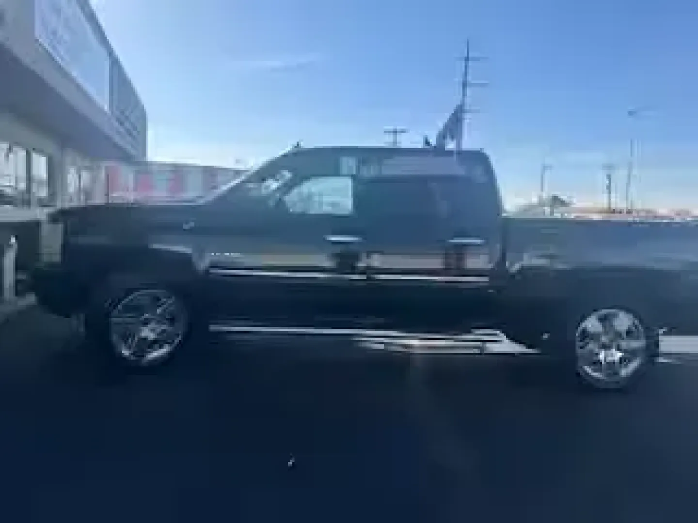 2010 Chevrolet Silverado 1500 LT1 Crew Cab 2WD (3GCRCSE06AG) with an 5.3L V8 OHV 16V FFV engine, 4-Speed Automatic transmission, located at 10740 Forest Lane, Dallas, TX, 75243, (972) 272-7300, 32.908588, -96.701813 - Need a dependable truck for Dallas life-weekday commutes on I635, weekend runs to Home Depot, and road trips out toward Lake Ray Hubbard? This **2010 Chevrolet Silverado 1500 Crew Cab** is built for real-world utility, offering full-size capability and everyday comfort in a package that fits busy fa - Photo#0