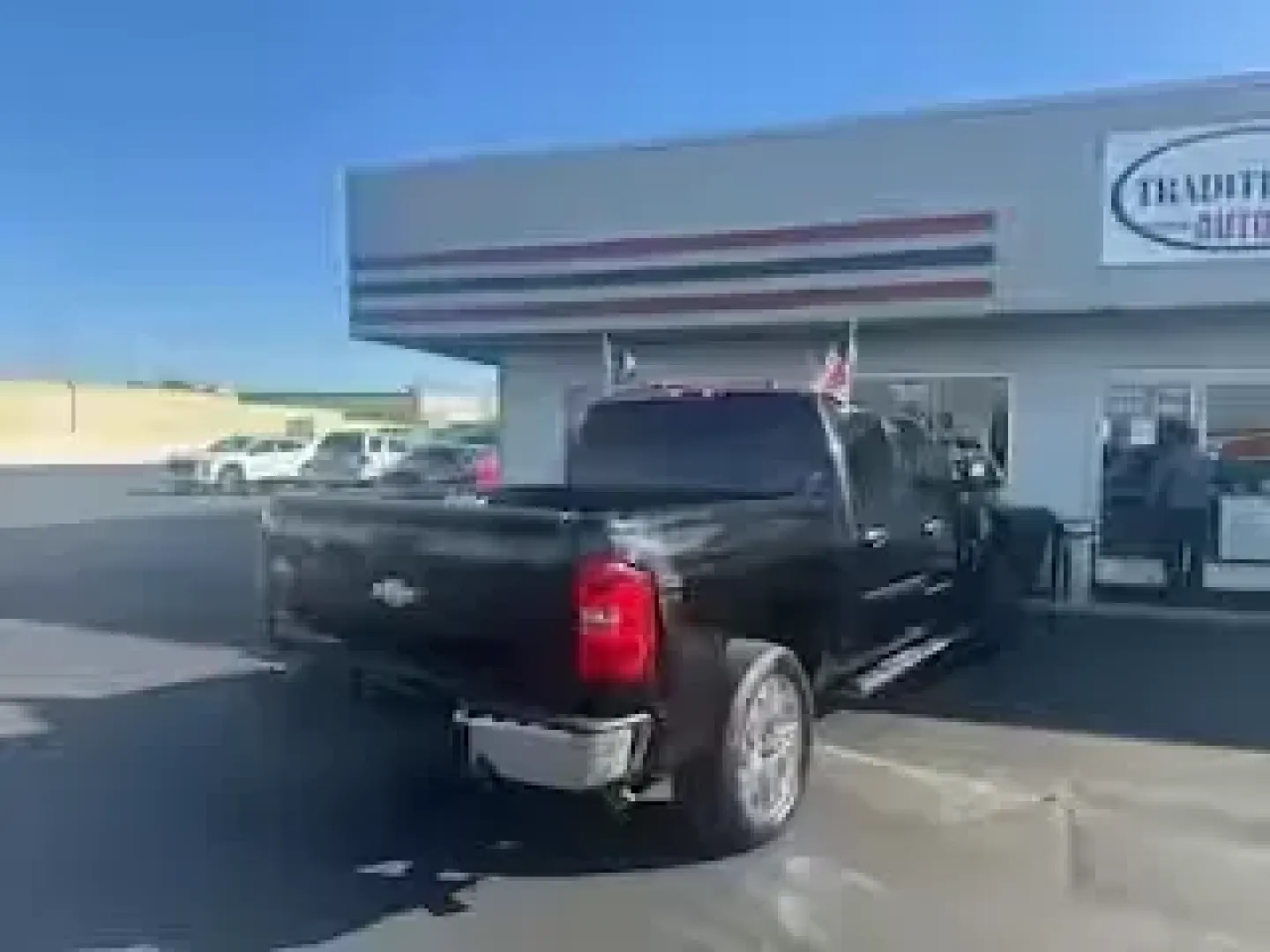 2010 Chevrolet Silverado 1500 LT1 Crew Cab 2WD (3GCRCSE06AG) with an 5.3L V8 OHV 16V FFV engine, 4-Speed Automatic transmission, located at 10740 Forest Lane, Dallas, TX, 75243, (972) 272-7300, 32.908588, -96.701813 - Need a dependable truck for Dallas life-weekday commutes on I635, weekend runs to Home Depot, and road trips out toward Lake Ray Hubbard? This **2010 Chevrolet Silverado 1500 Crew Cab** is built for real-world utility, offering full-size capability and everyday comfort in a package that fits busy fa - Photo#3