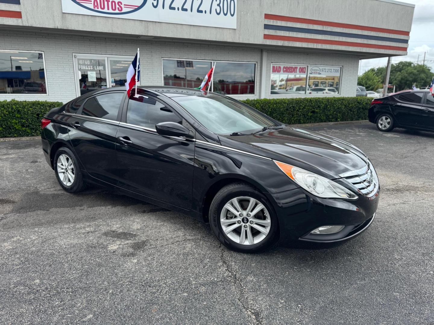 2013 BLACK HYUNDAI SONATA GLS GLS (5NPEB4AC4DH) with an 2.4L L4 DOHC 16V engine, 6-Speed Automatic transmission, located at 10740 Forest Lane, Dallas, TX, 75243, (972) 272-7300, 32.908588, -96.701813 - Photo#2