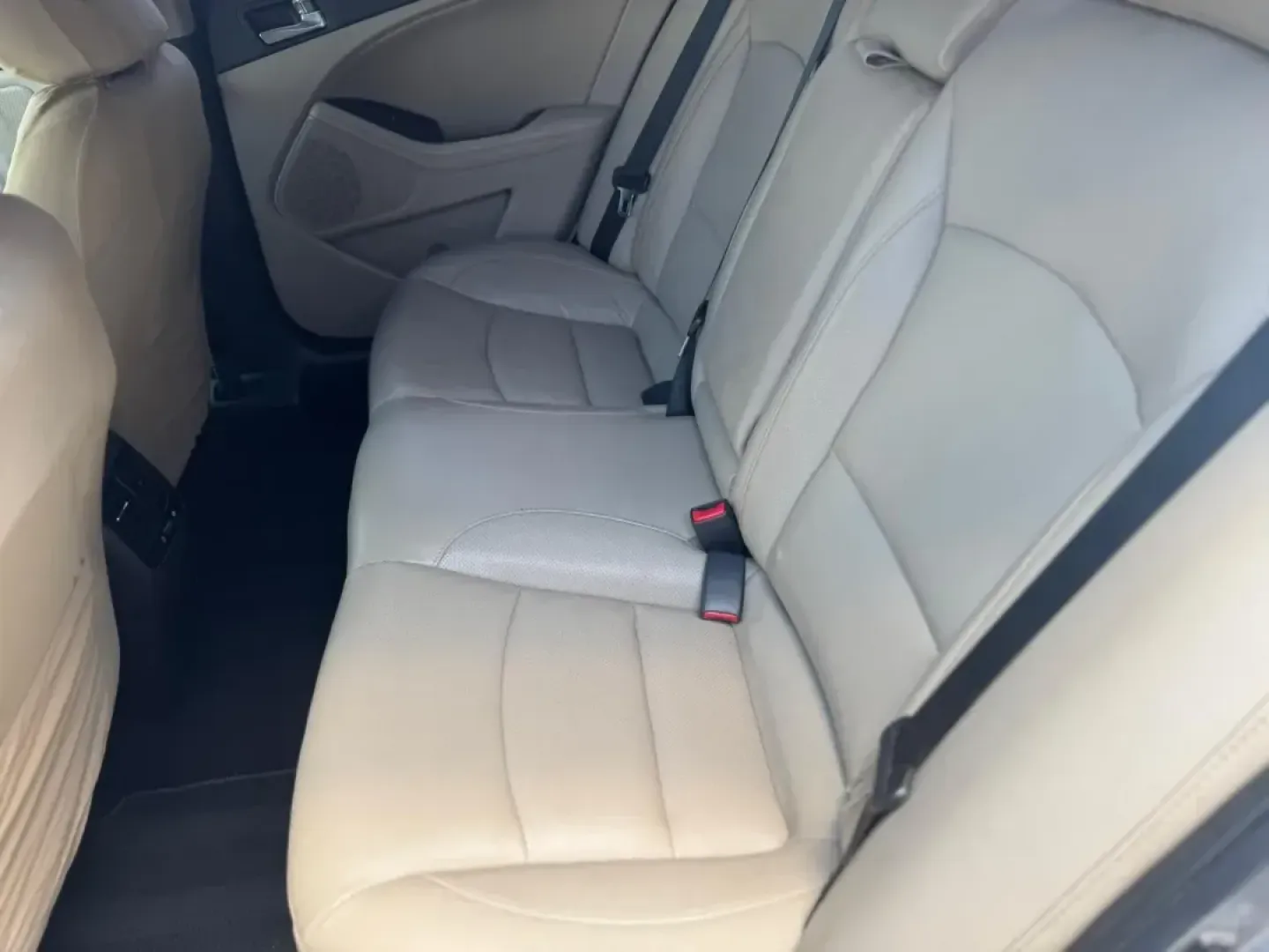 2014 GOLD Kia Optima EX (5XXGN4A72EG) with an 2.4L L4 DOHC 16V engine, 6-Speed Automatic transmission, located at 10740 Forest Lane, Dallas, TX, 75243, (972) 272-7300, 32.908588, -96.701813 - ### Experience the Open Road with This 2014 Kia Optima EX Your Perfect Commuter Companion!<br /> <br /> Are you looking for a reliable and stylish sedan to enhance your daily commute or weekend adventures? Look no further than this 2014 Kia Optima EX, available now at Traditional Autos, your premie - Photo#6