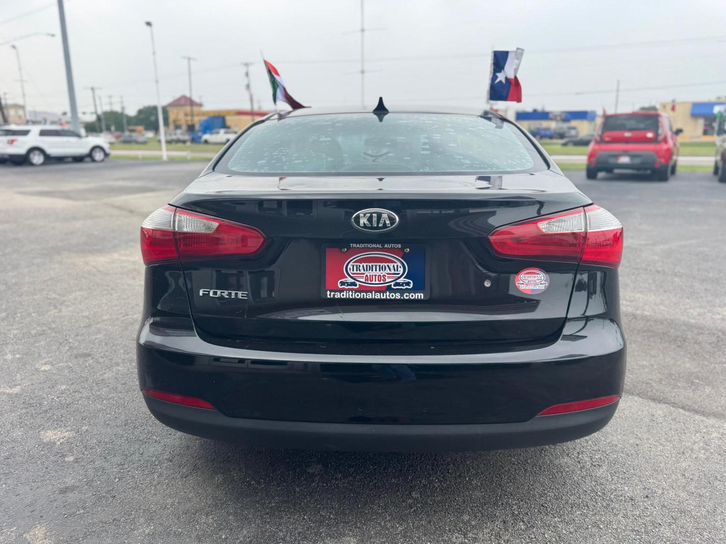 2015 BLACK KIA FORTE LX LX (KNAFK4A68F5) with an 1.8L L4 DOHC 16V engine, located at 10740 Forest Lane, Dallas, TX, 75243, (972) 272-7300, 32.908588, -96.701813 - Photo#3