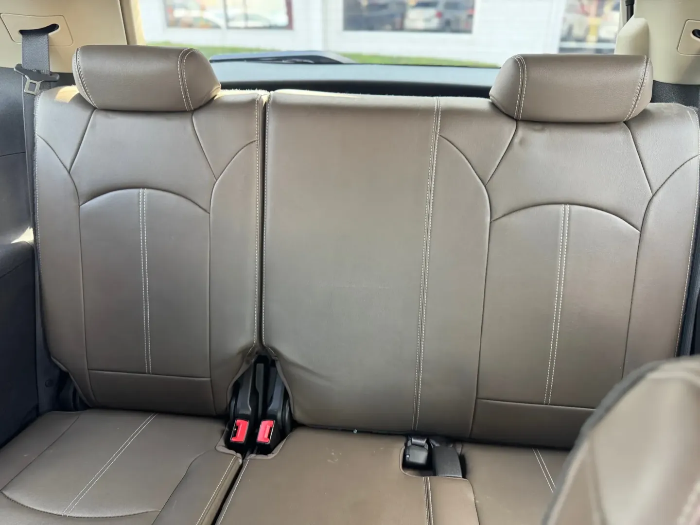 2014 GMC Acadia SLT-1 FWD (1GKKRRKD7EJ) with an 3.6L V6 DOHC 24V engine, 6-Speed Automatic transmission, located at 10740 Forest Lane, Dallas, TX, 75243, (972) 272-7300, 32.908588, -96.701813 - Embark on your next family adventure with confidence in this 2014 GMC Acadia, a spacious and versatile SUV designed to accommodate growing families or active lifestyles. Whether you're navigating the streets of Dallas or planning a weekend getaway to nearby attractions like the Dallas Arboretum or t - Photo#6