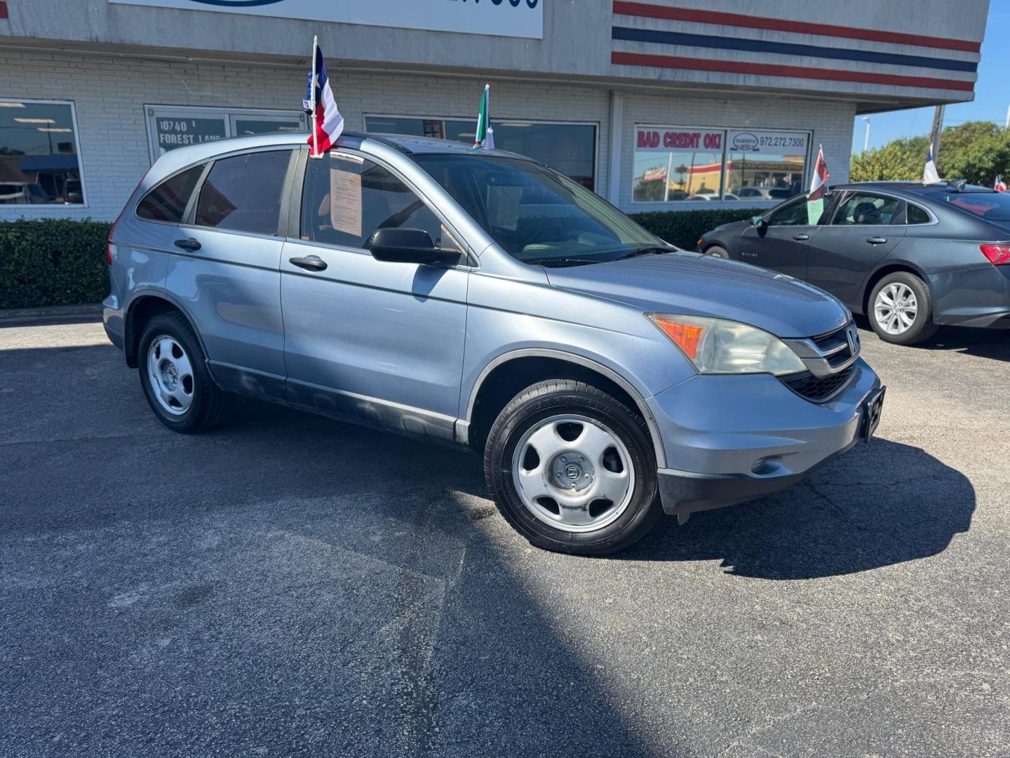 2011 BLUE HONDA CR-V LX LX 2WD 5-Speed AT (5J6RE3H30BL) with an 2.4L L4 DOHC 16V engine, 5-Speed Automatic transmission, located at 10740 Forest Lane, Dallas, TX, 75243, (972) 272-7300, 32.908588, -96.701813 - Photo#1