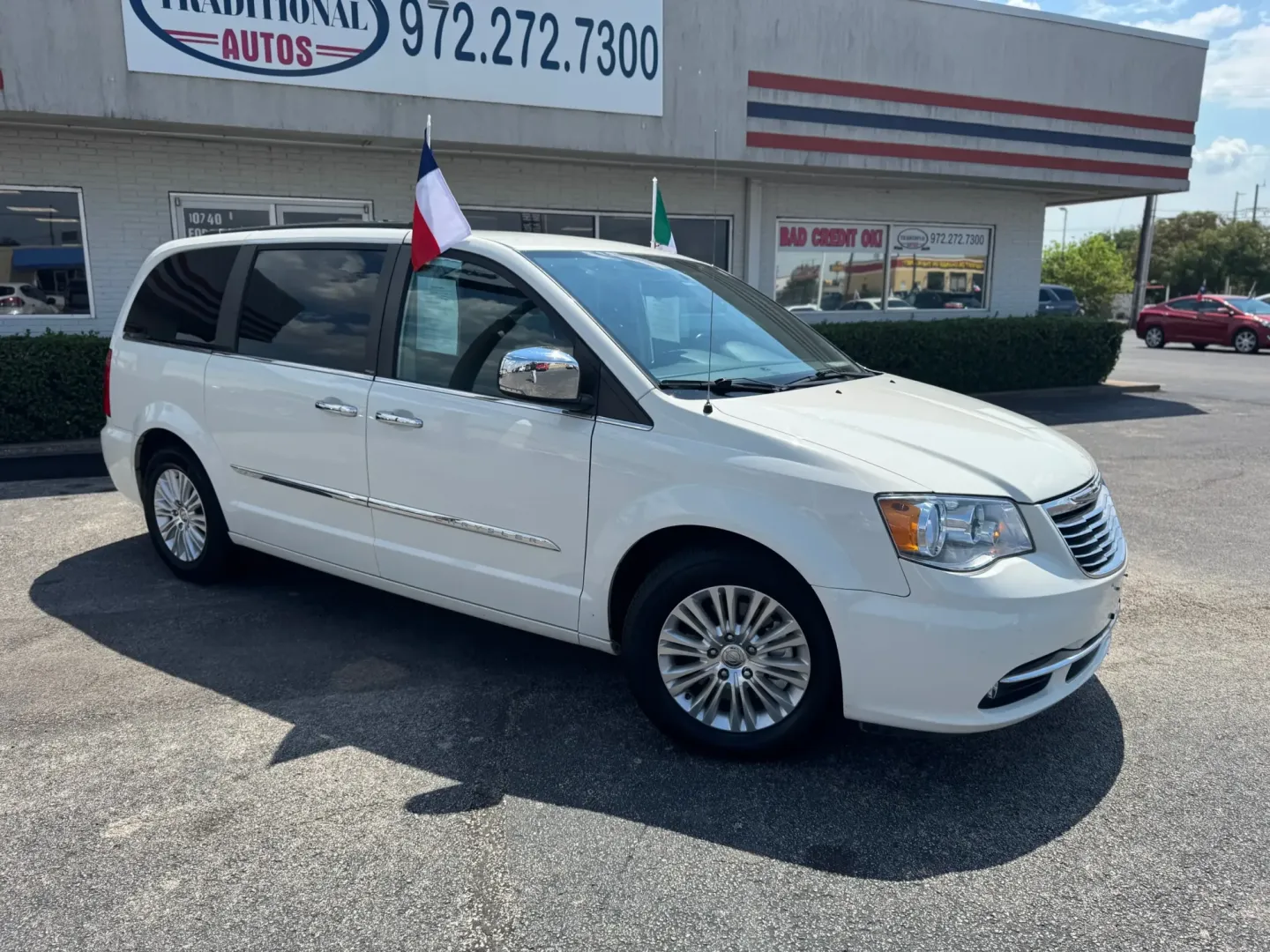 2012 Chrysler Town and Country Touring-L (2C4RC1CG0CR) with an 3.6L V6 DOHC 24V engine, 6-Speed Automatic transmission, located at 10740 Forest Lane, Dallas, TX, 75243, (972) 272-7300, 32.908588, -96.701813 - **Unleash Adventure with the 2012 Chrysler Town and Country - The Perfect Family Van!**<br /> <br /> Are you searching for a vehicle that seamlessly fits into your busy family lifestyle while providing comfort and versatility? Look no further than the 2012 Chrysler Town and Country, available no - Photo#1